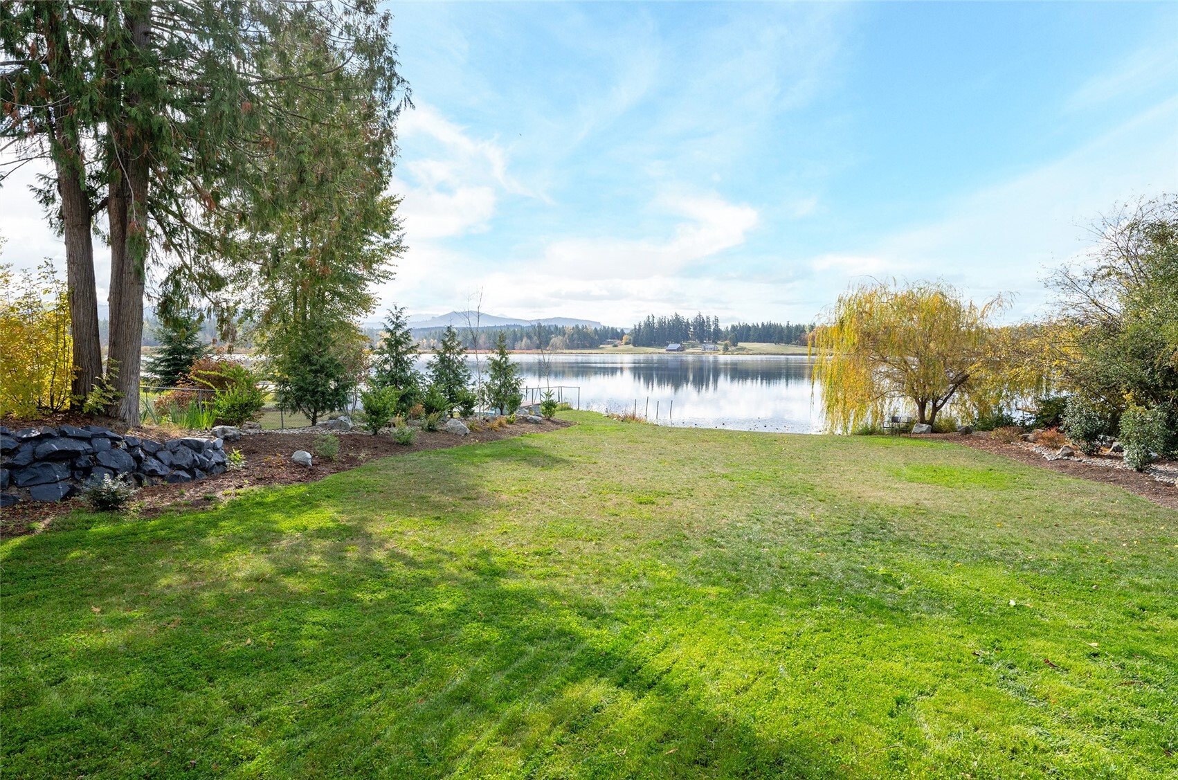 40604 S Silver Lake Road Property Photo 7