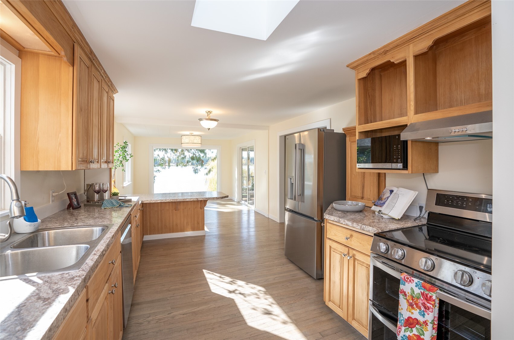 40604 S Silver Lake Road Property Photo 8