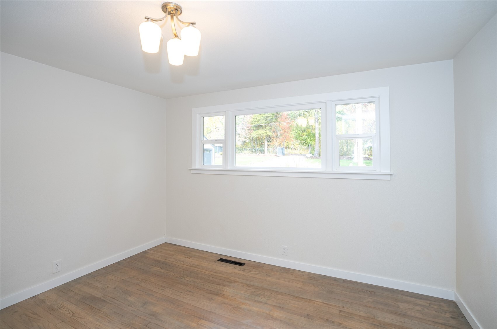 40604 S Silver Lake Road Property Photo 21