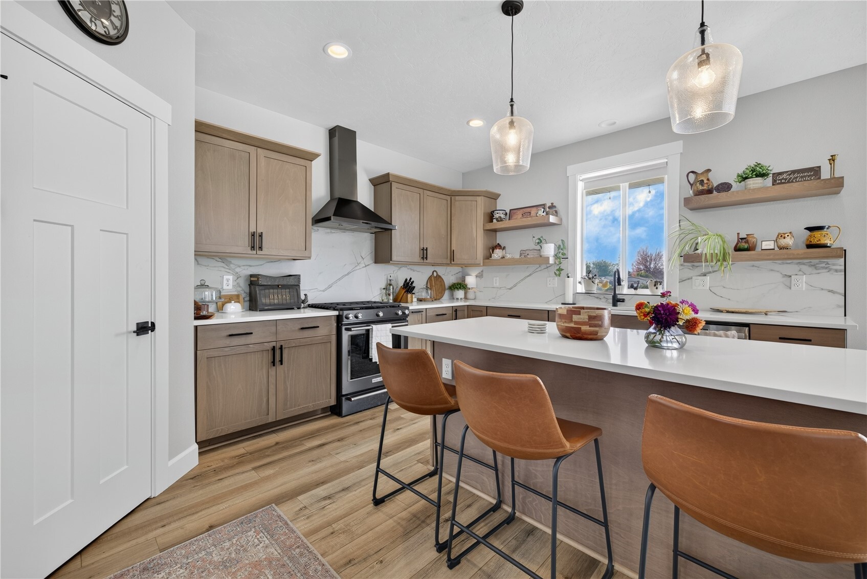 8040 Olin Court Property Photo 4