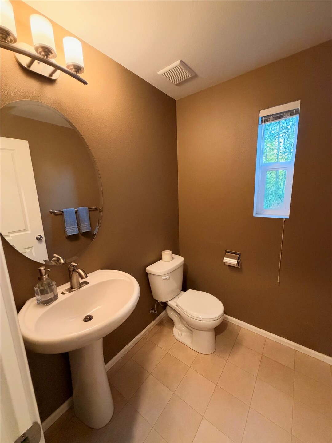 13502 44th Drive 2 Property Photo 6