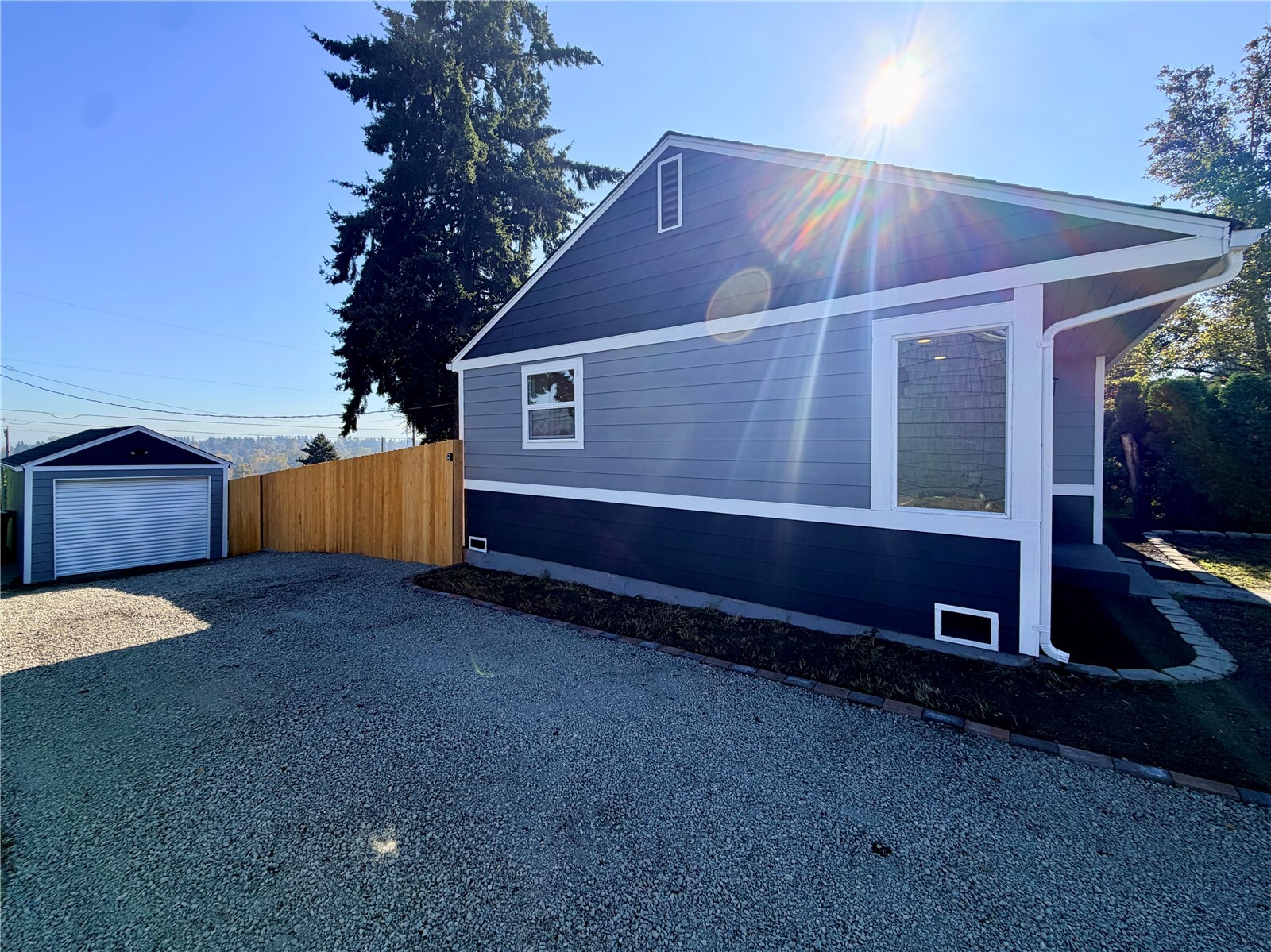 3609 E L Street Property Photo 3