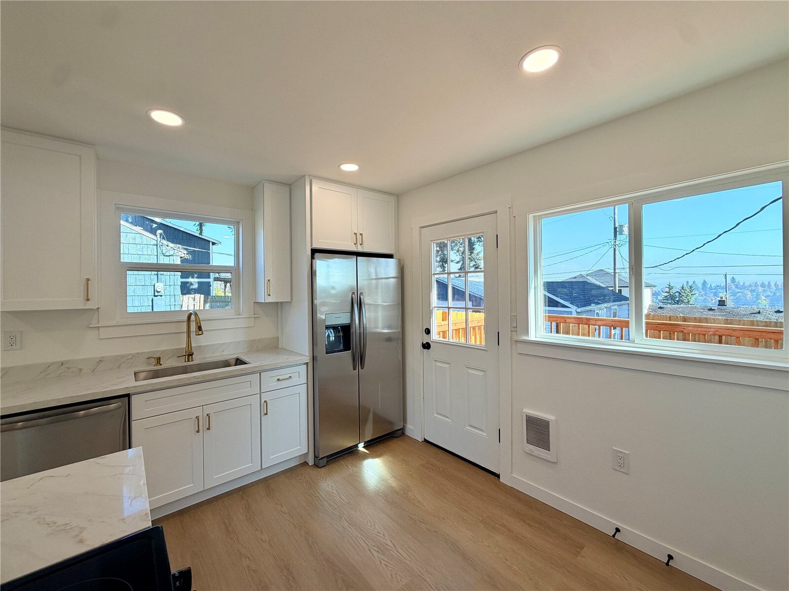 3609 E L Street Property Photo 12