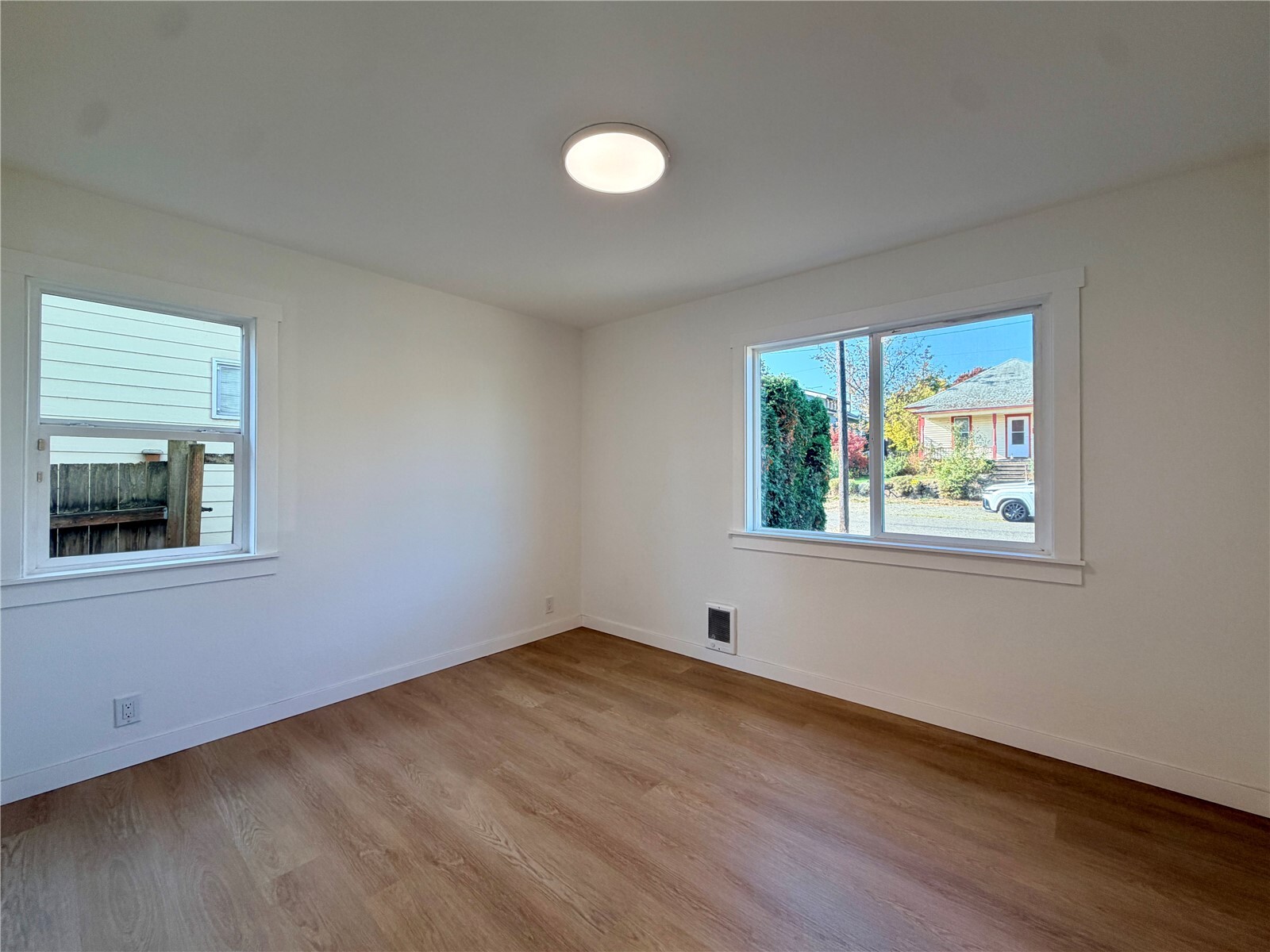3609 E L Street Property Photo 17