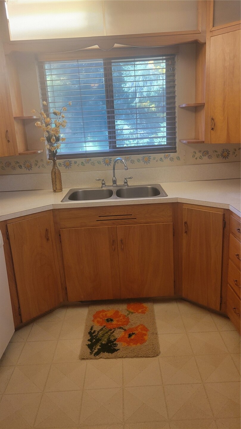 4245 Rose Valley Road Property Photo 6