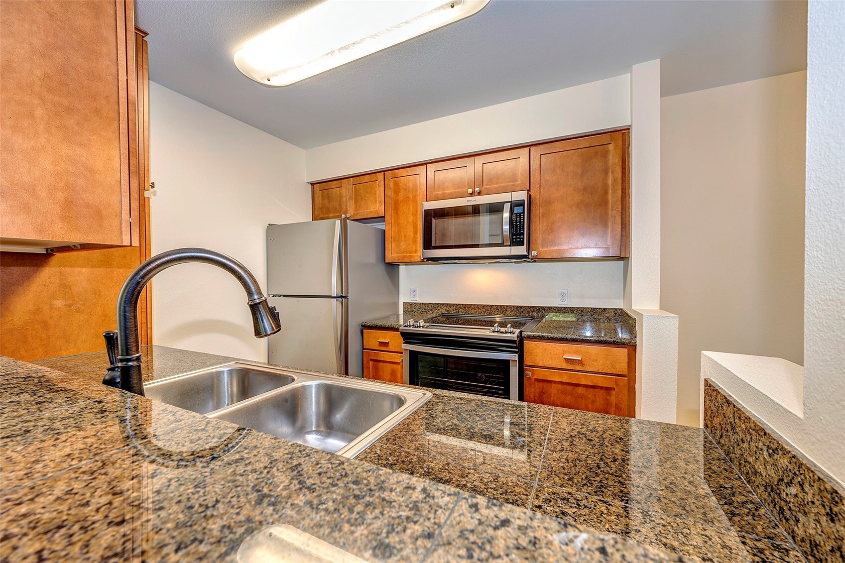 12409 Harbour Pointe Boulevard U201 Property Photo 6