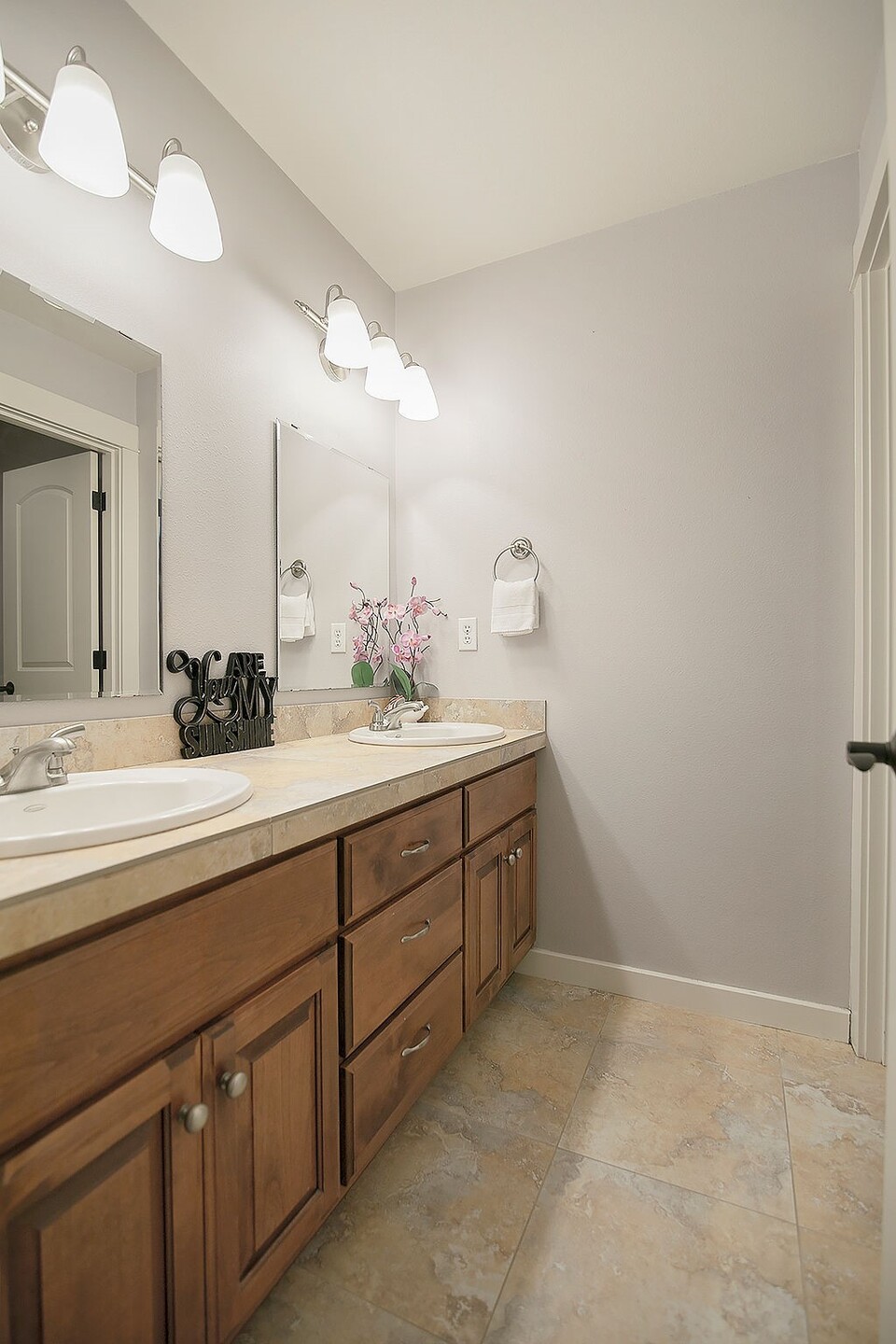 317 Cornell Road Property Photo 32