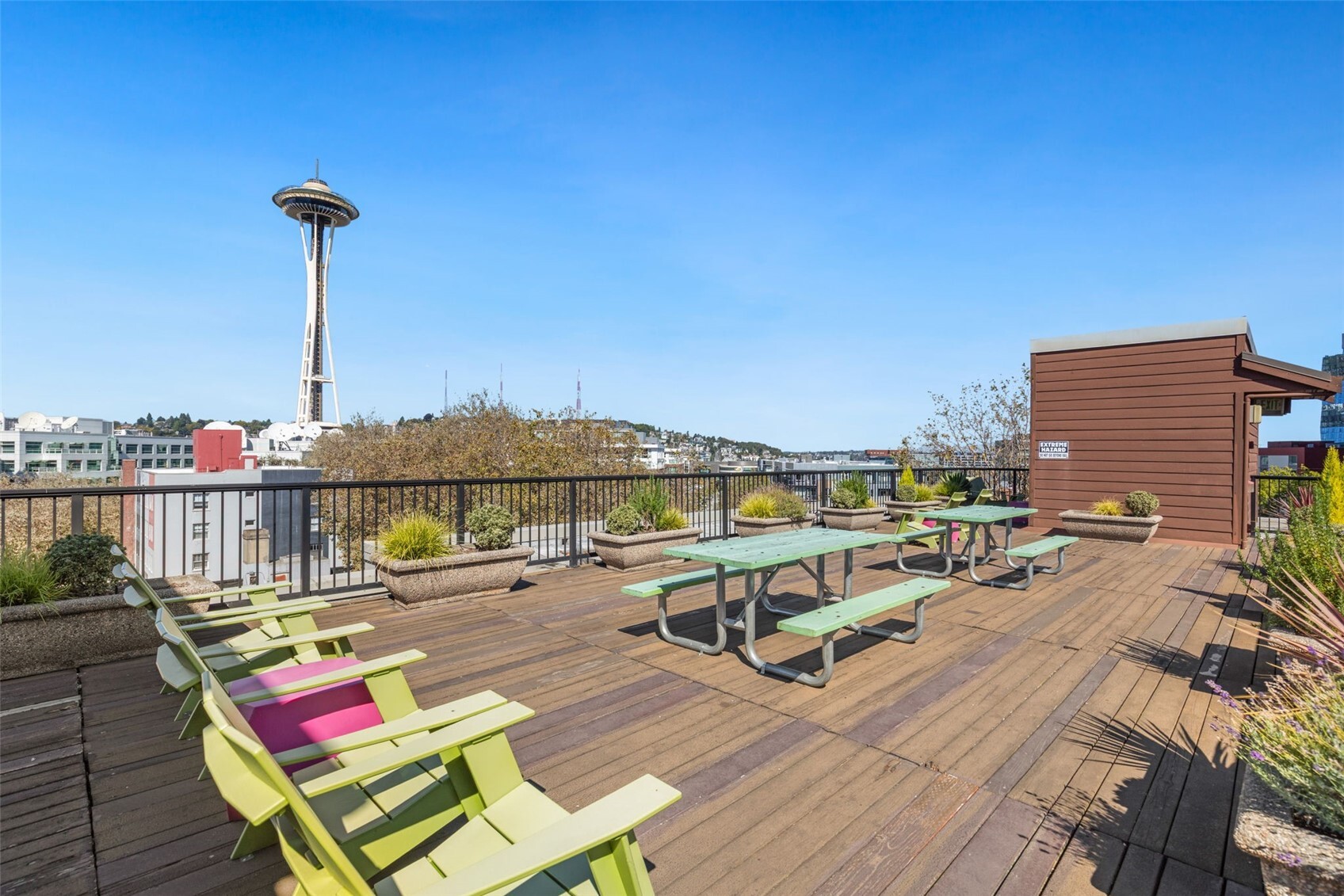 425 Vine St 721 Property Photo 18