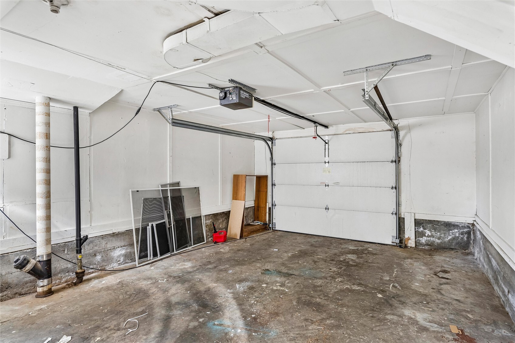 12718 5th Avenue Property Photo 10