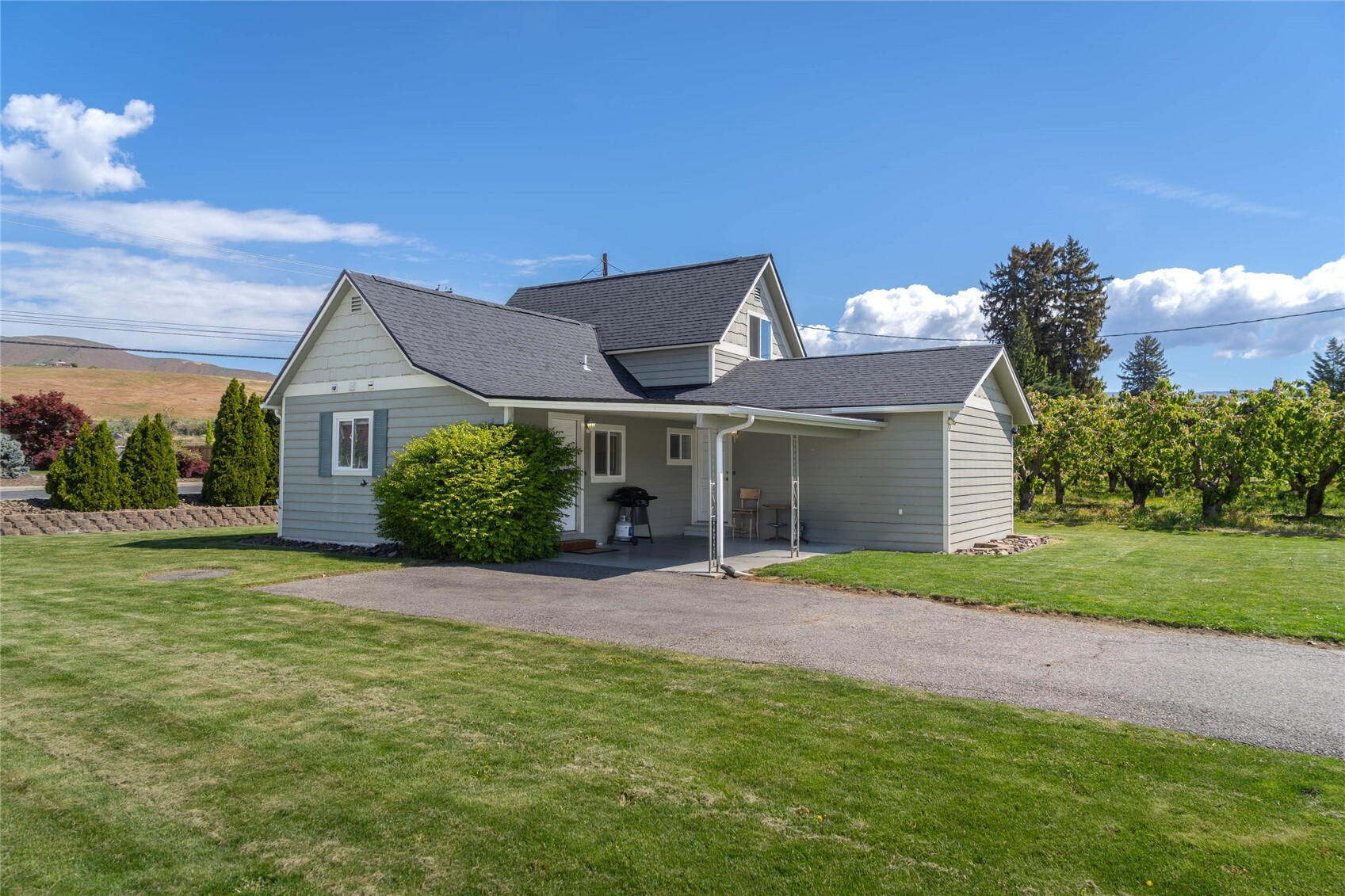 25 Sun Valley Drive Property Photo 1