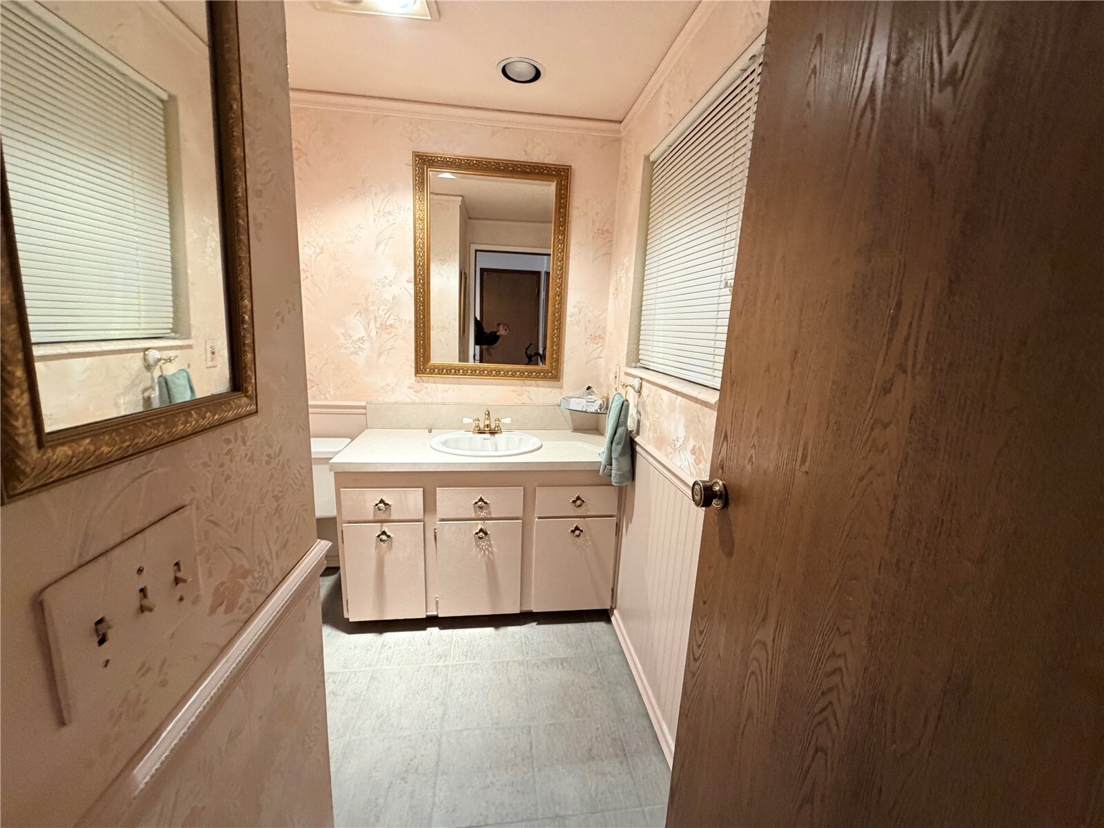 15392 62nd Avenue C5 Property Photo 8
