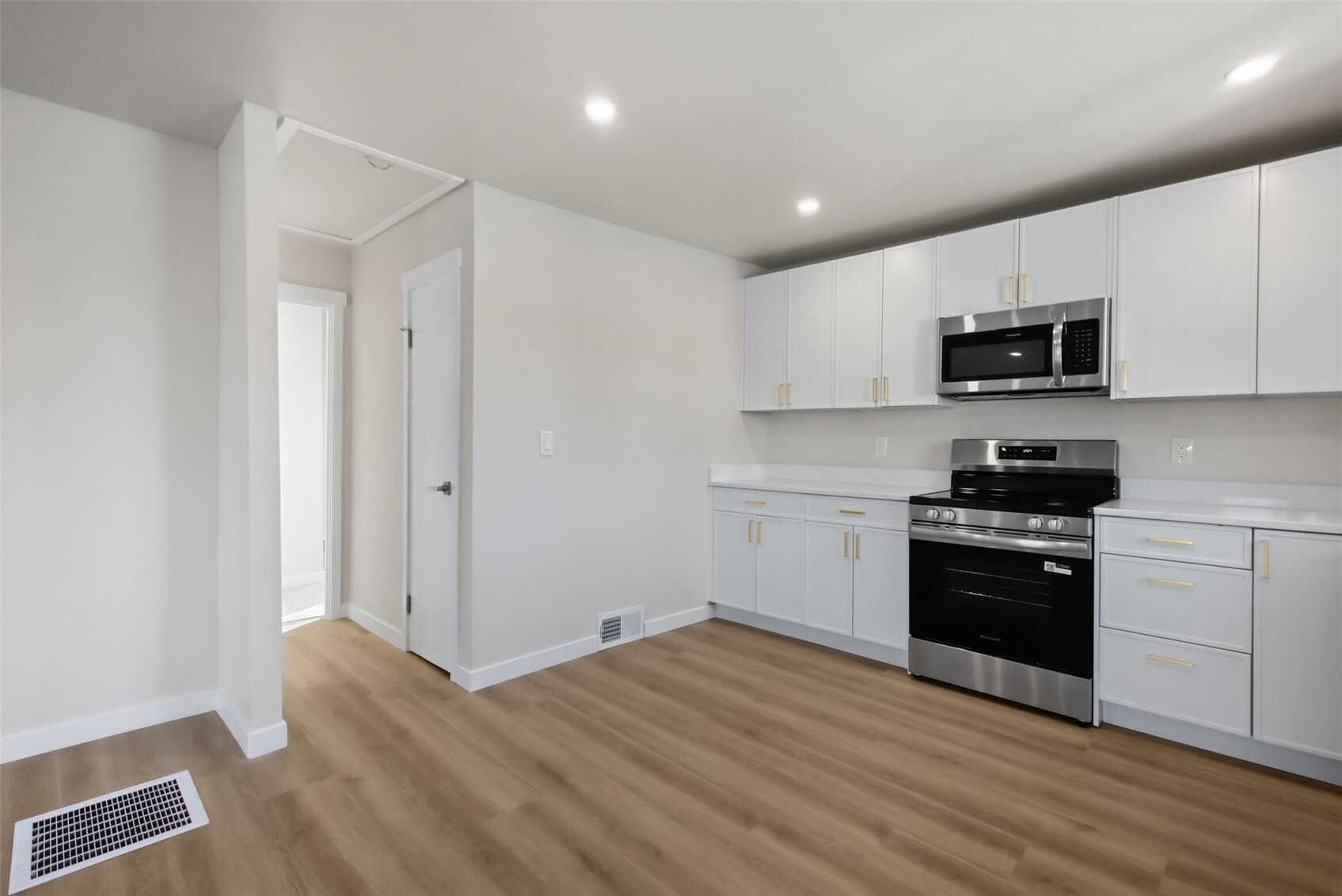 13307 35th Avenue Property Photo 25
