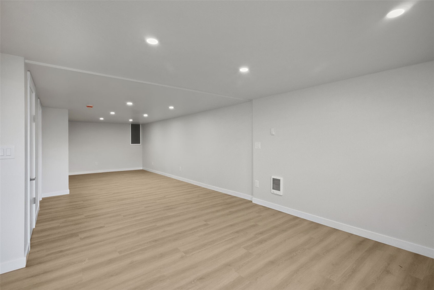 13307 35th Avenue Property Photo 34