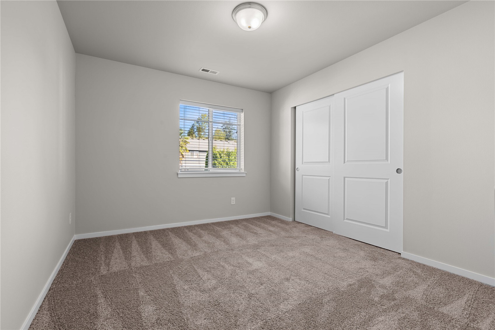 9624 S 245th Place Property Photo 20