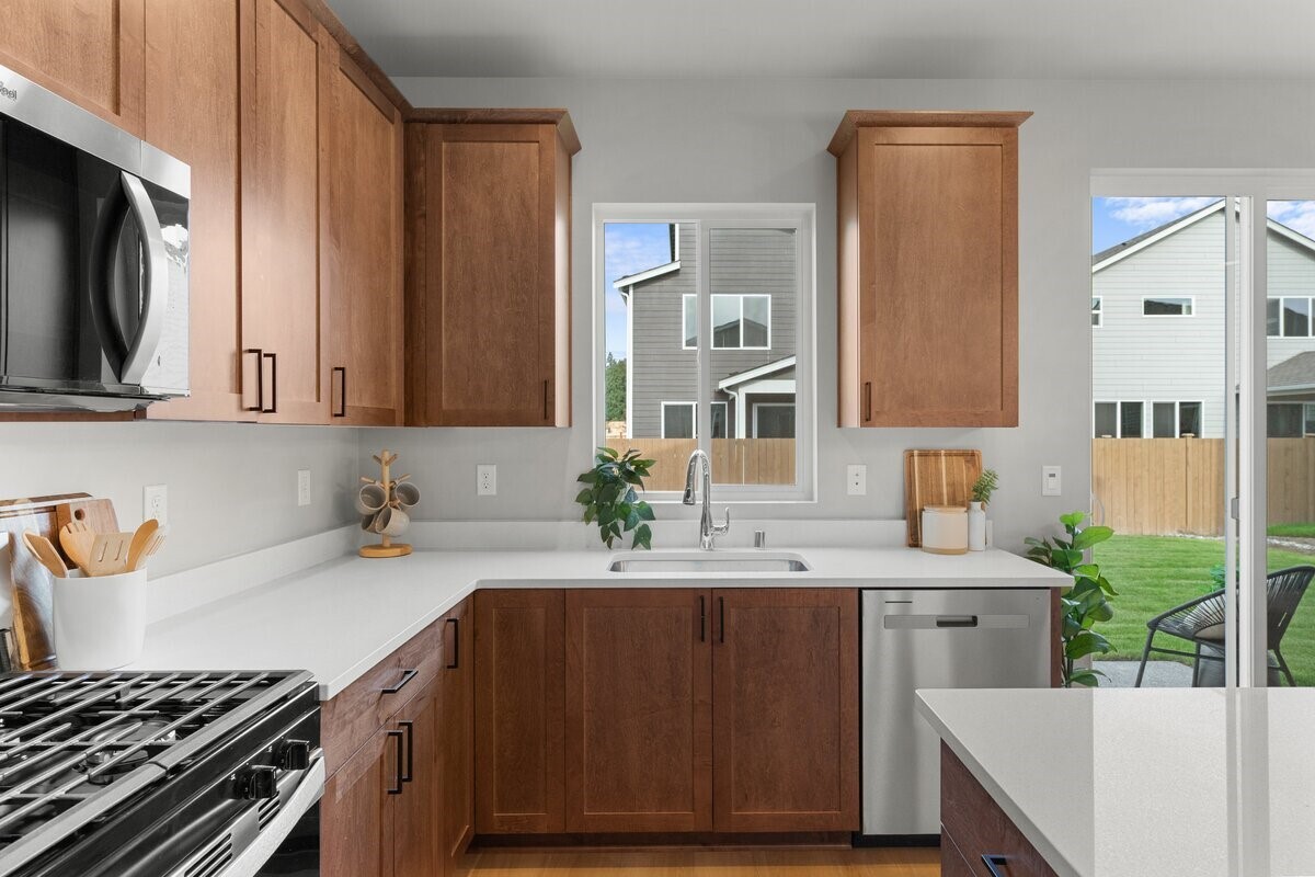 2123 169th Street Property Photo 10
