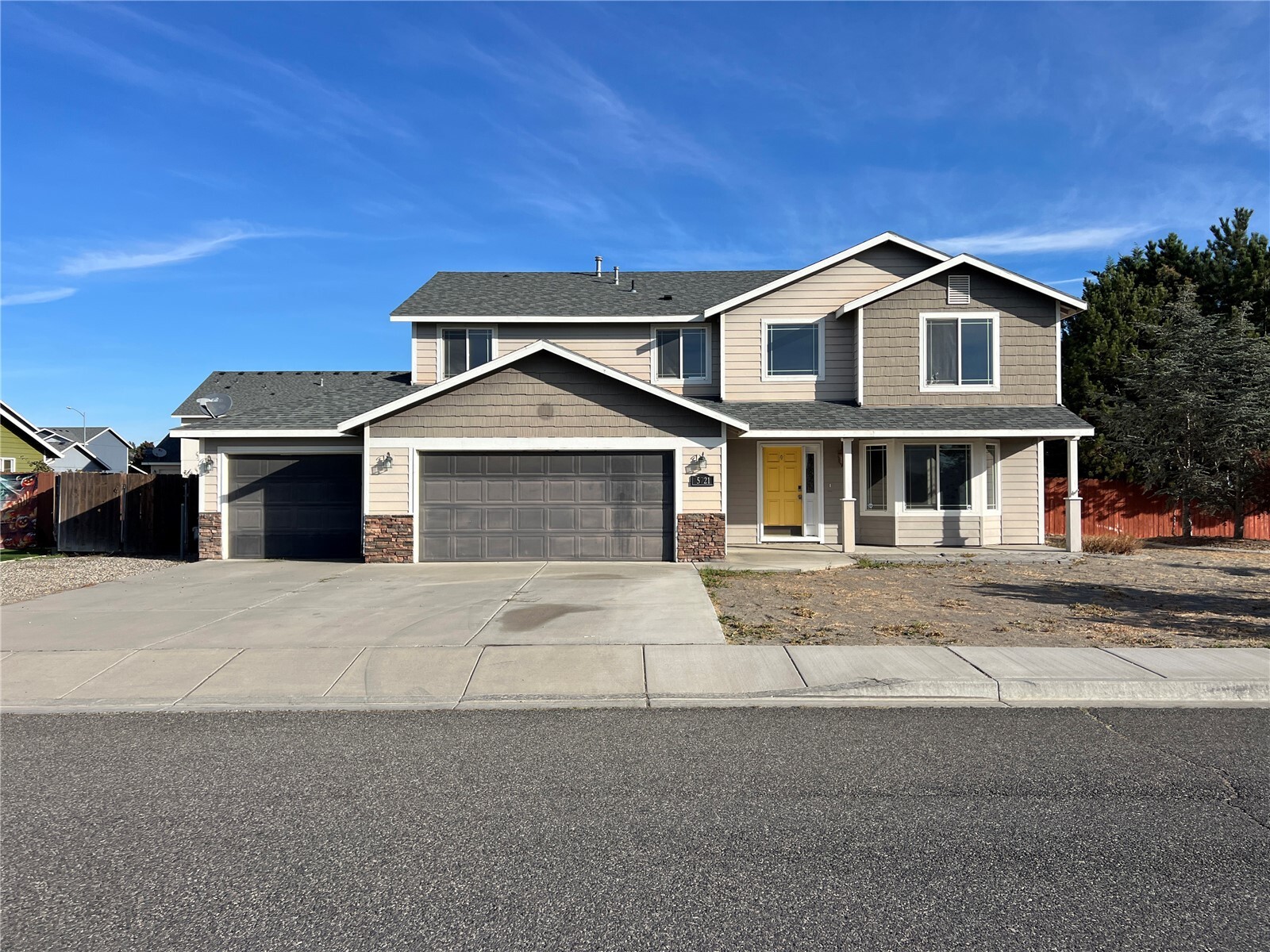 5721 Salem Drive Property Photo 1