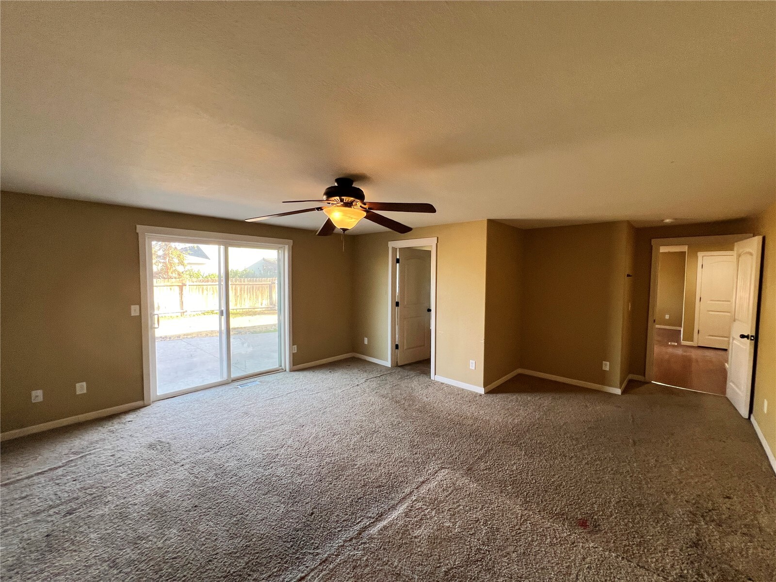 5721 Salem Drive Property Photo 10