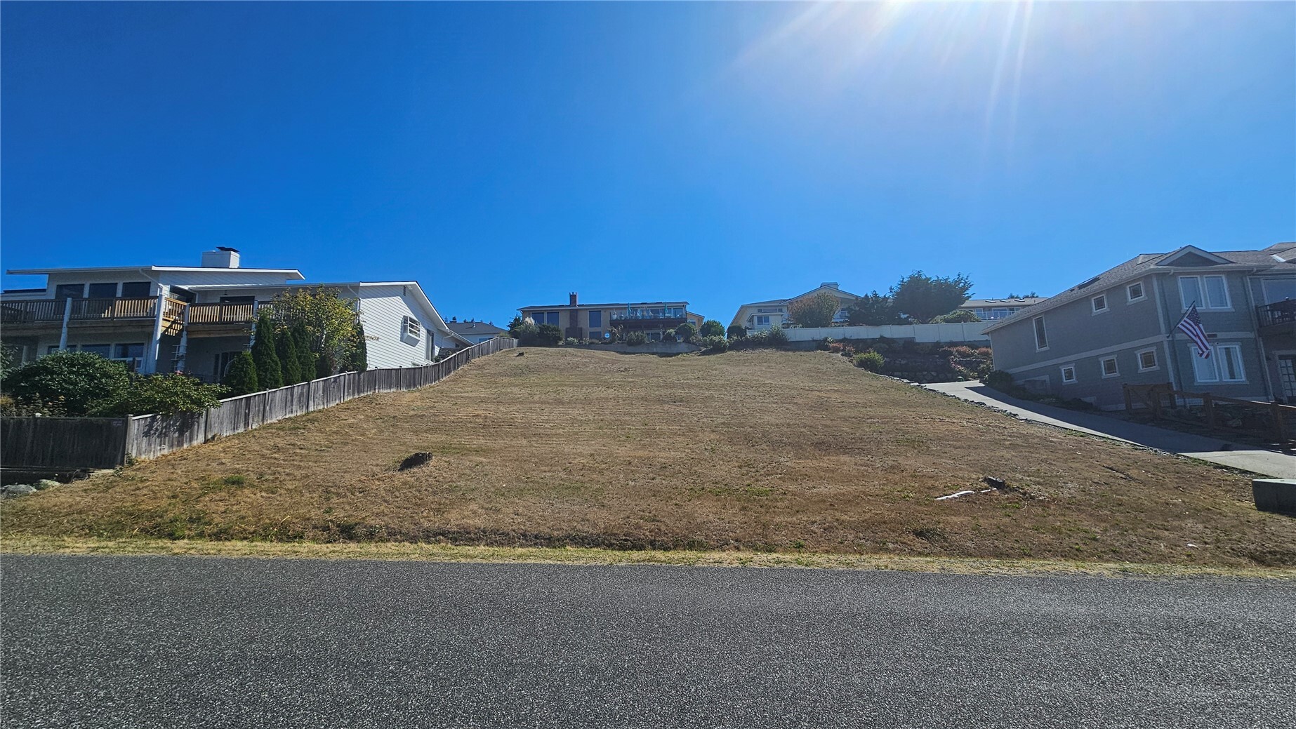 276 Melissa Street Property Photo 2