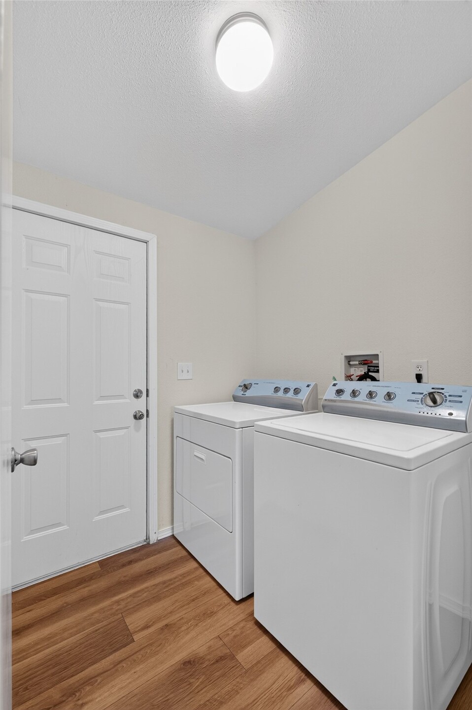 3433 S 182nd Street Property Photo 15