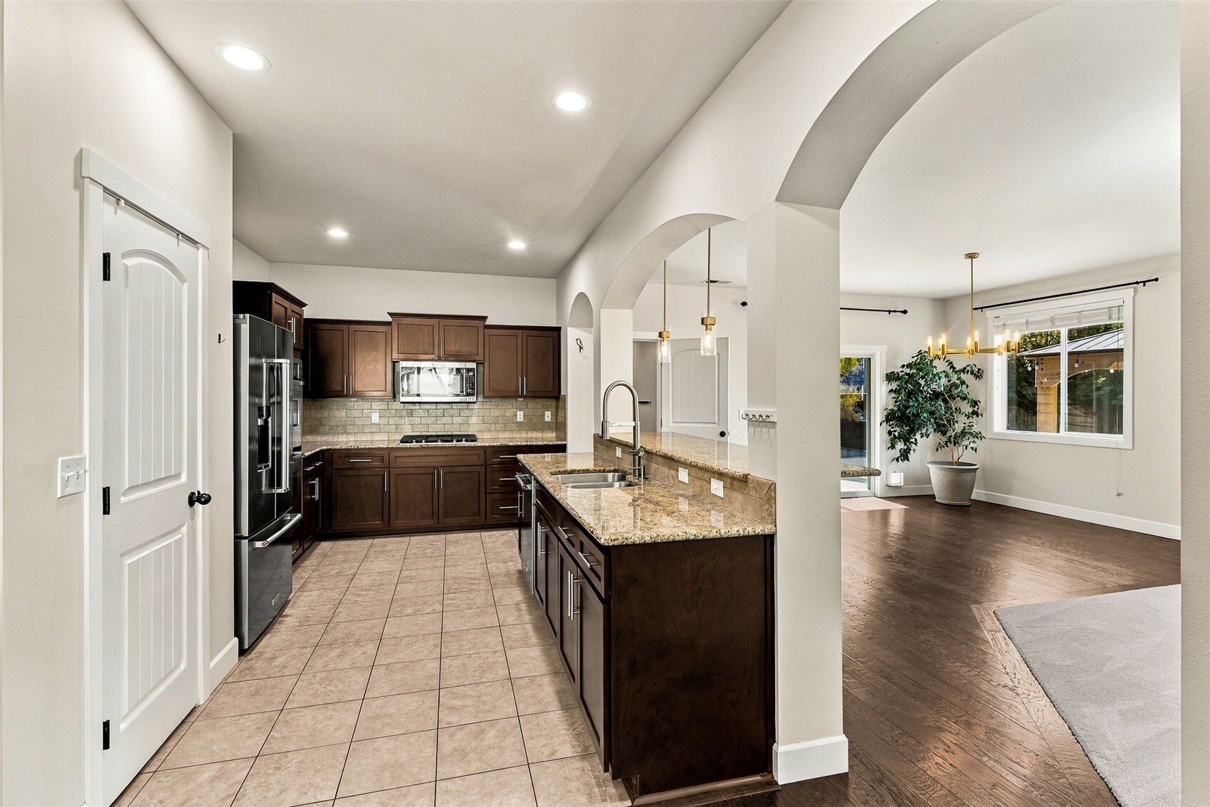 3807 Lanier Court Property Photo 8