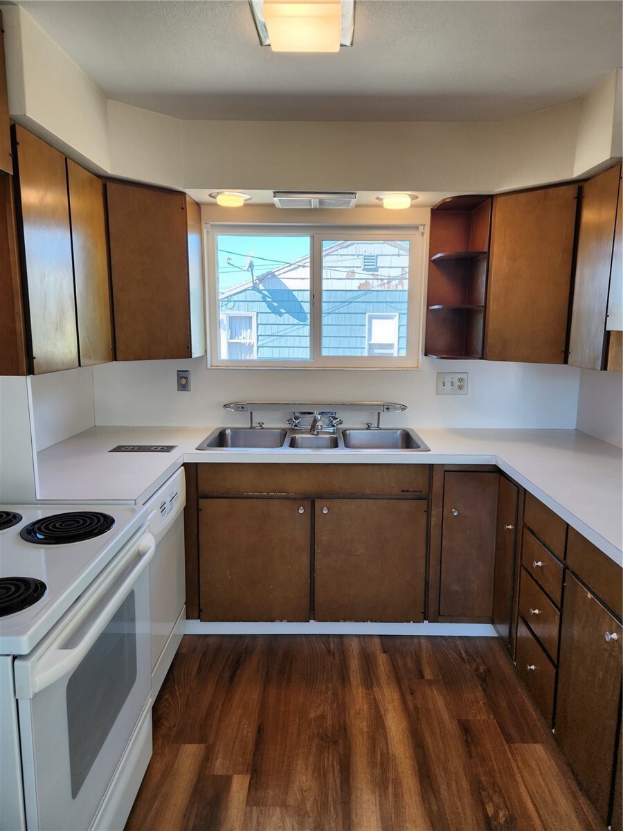 222 Lebo Boulevard Property Photo 7