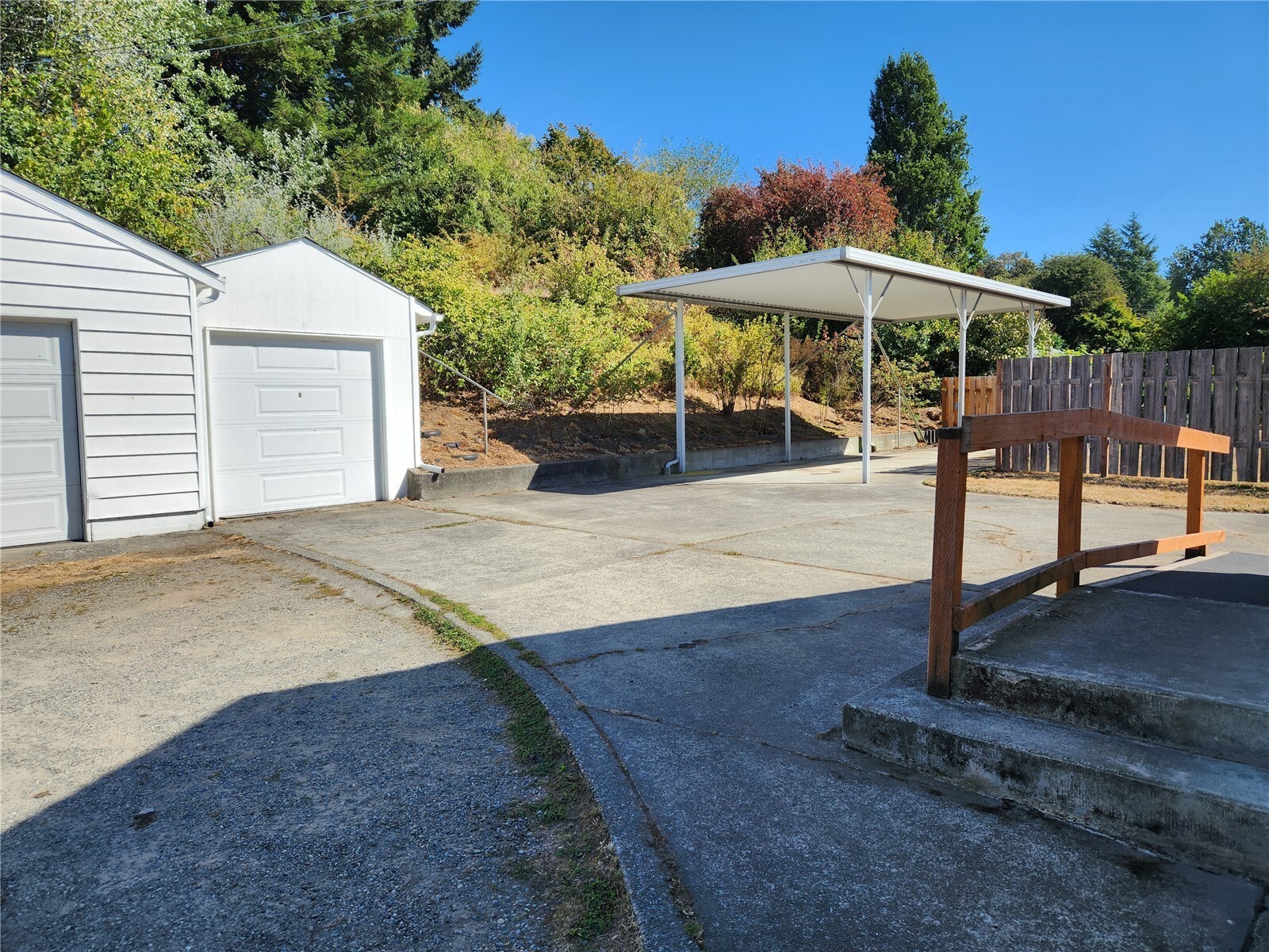 222 Lebo Boulevard Property Photo 24