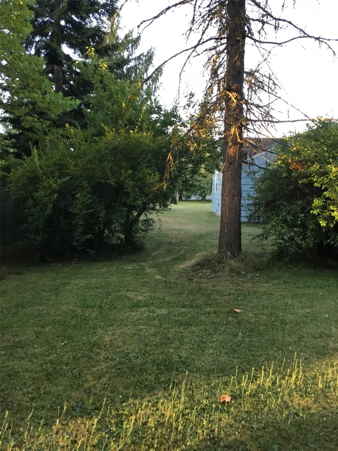 230 108th Street Property Photo 3