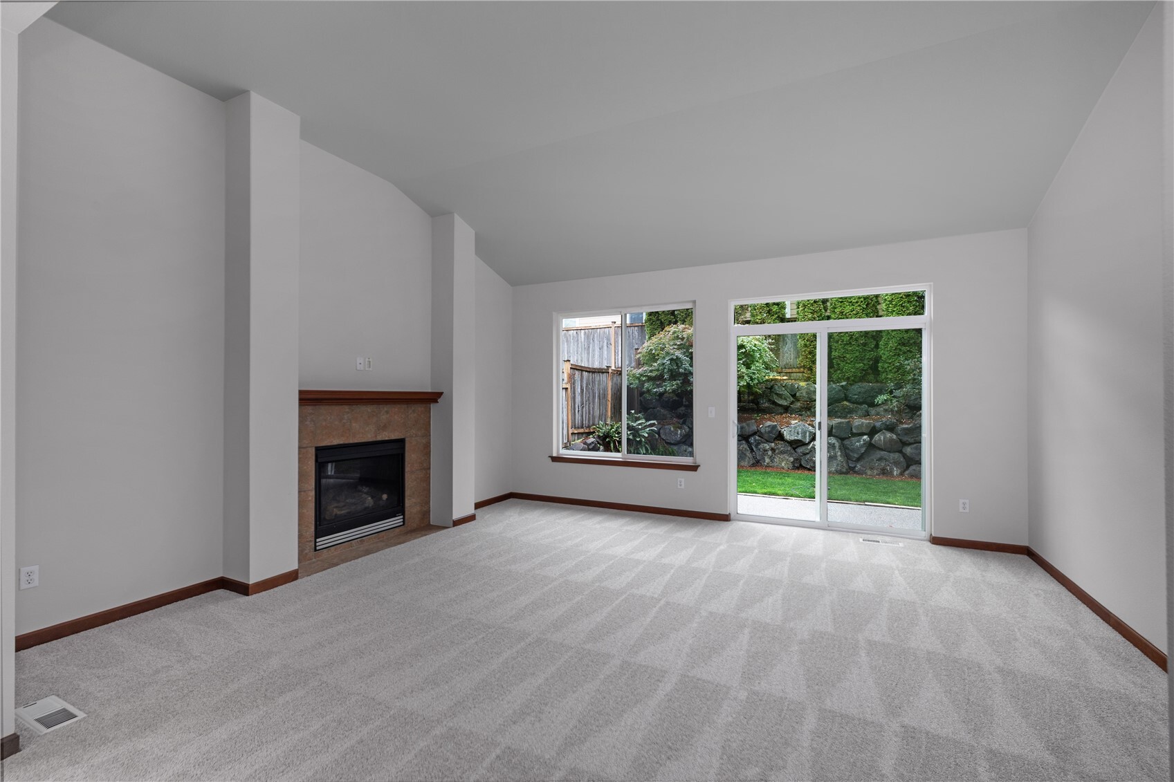 8703 28th Way Property Photo 7