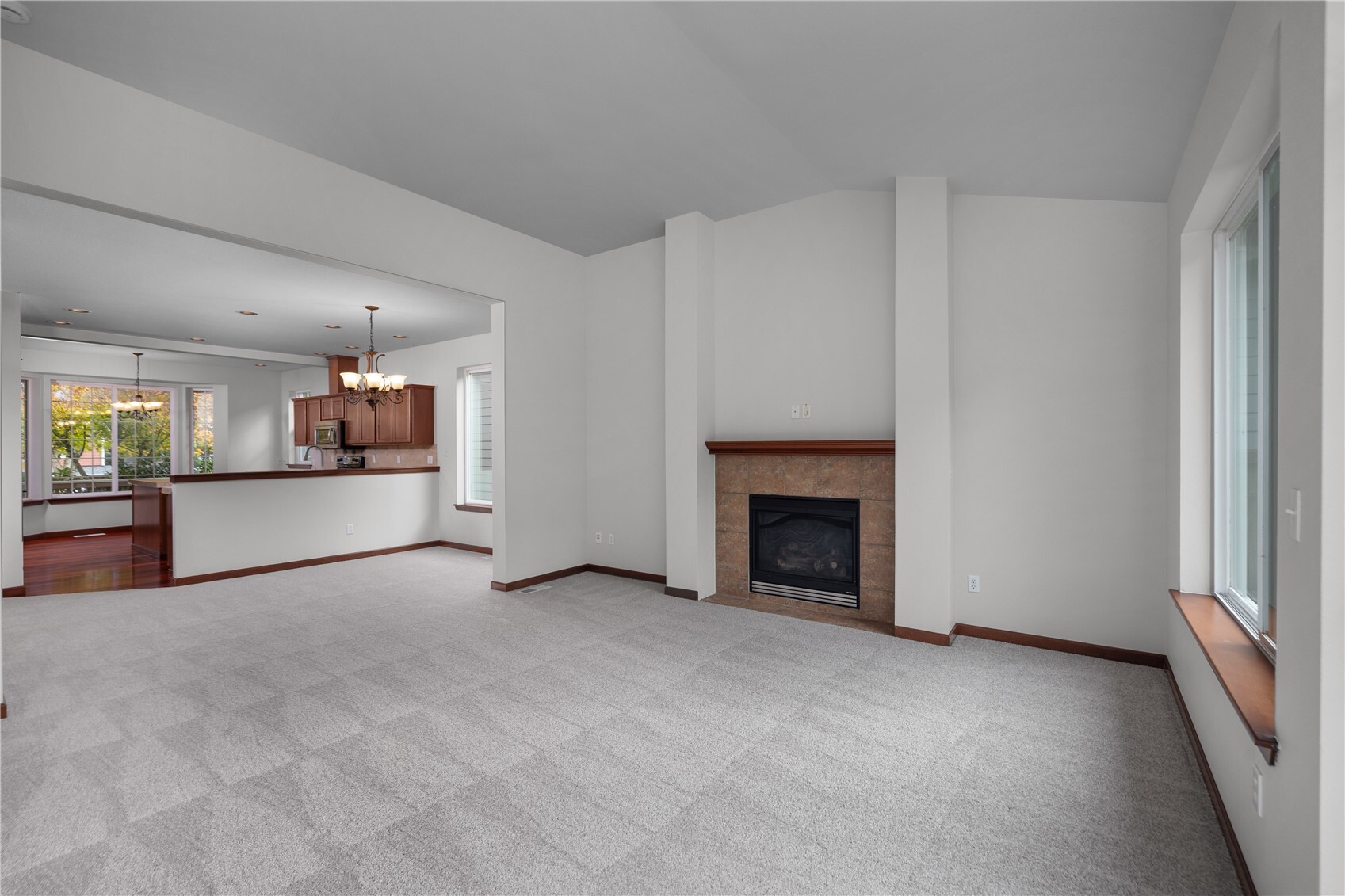 8703 28th Way Property Photo 8