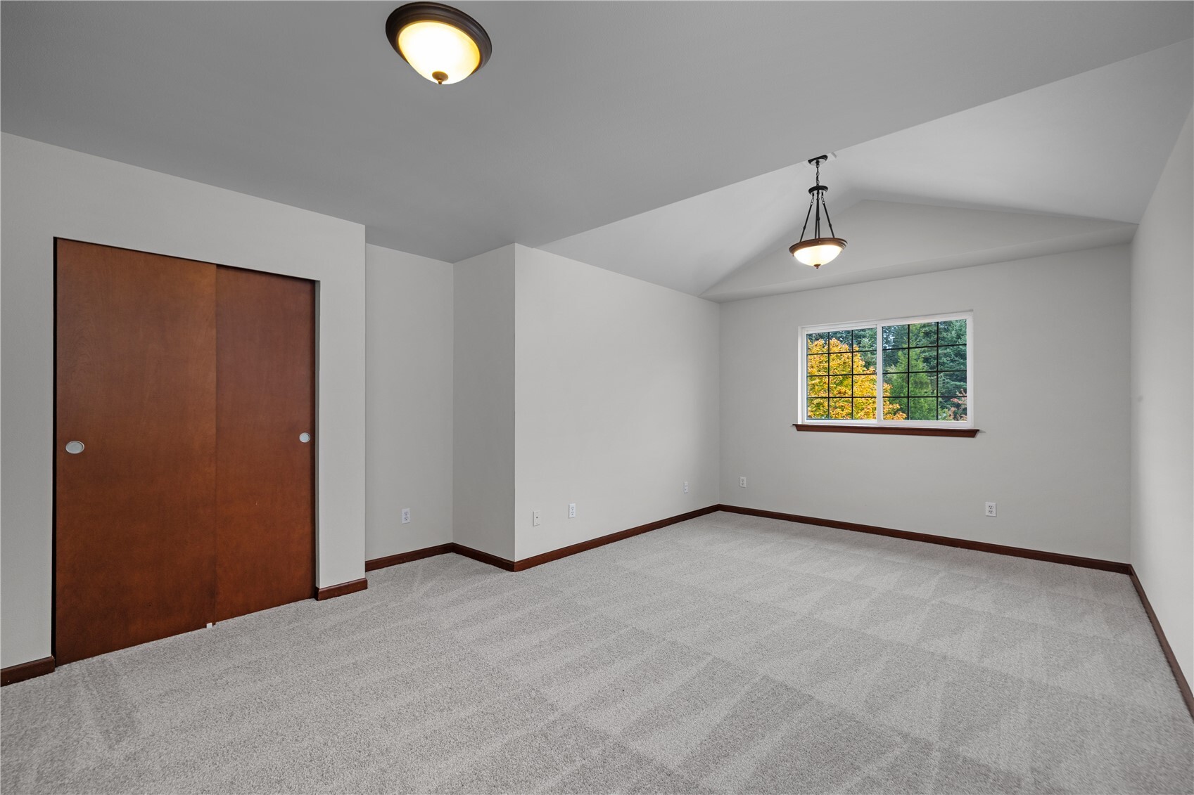 8703 28th Way Property Photo 23