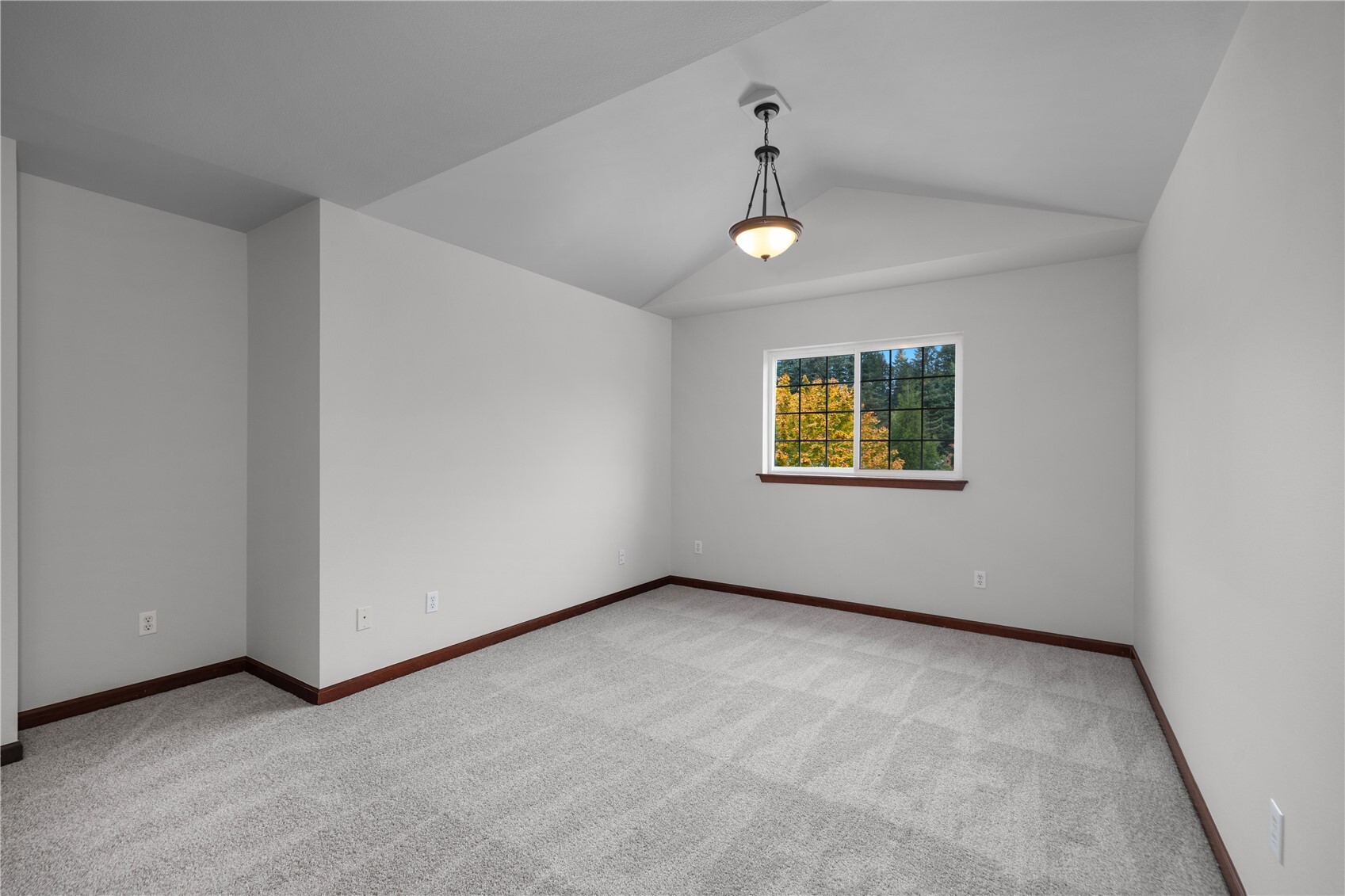8703 28th Way Property Photo 24