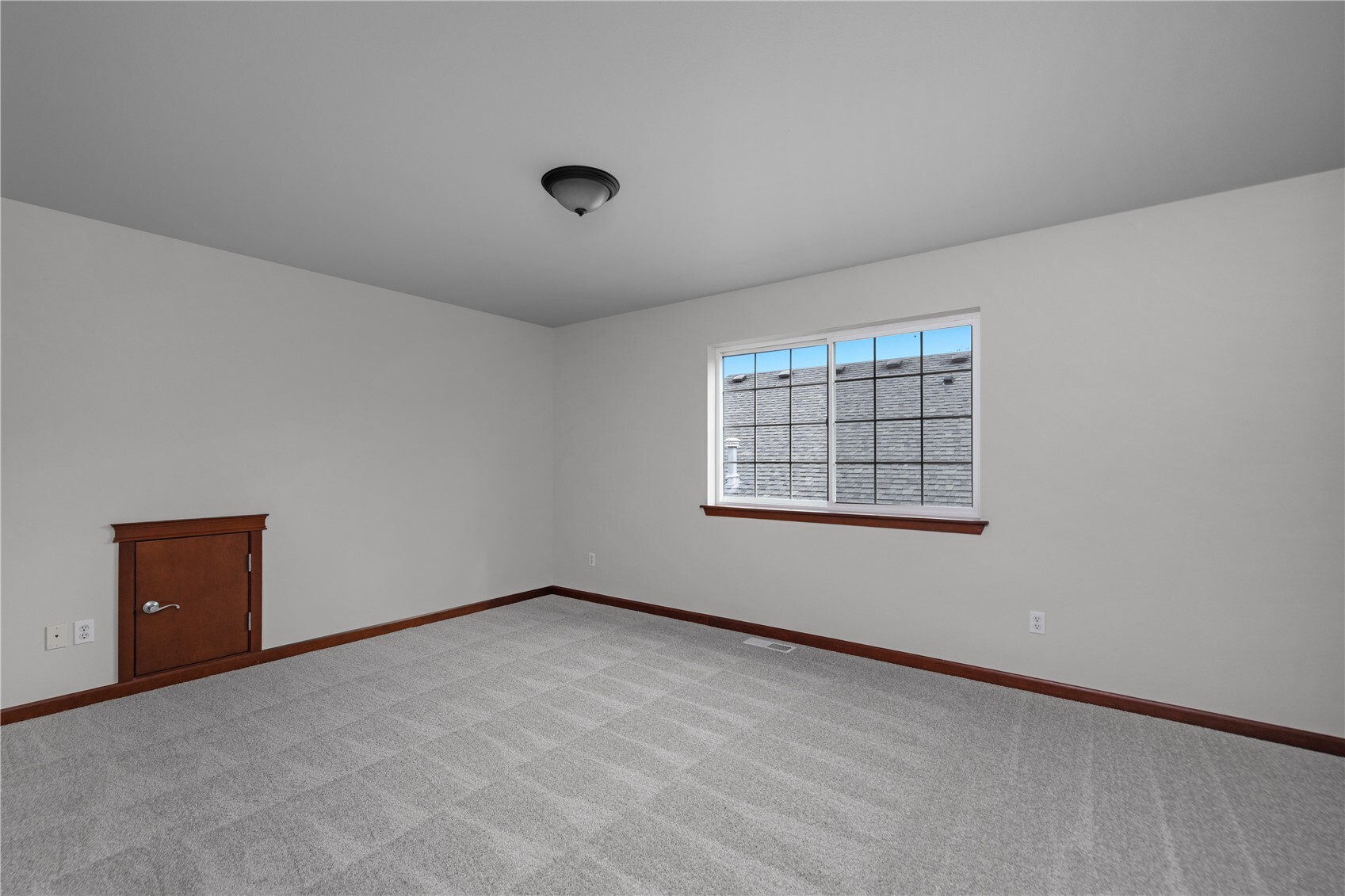 8703 28th Way Property Photo 26