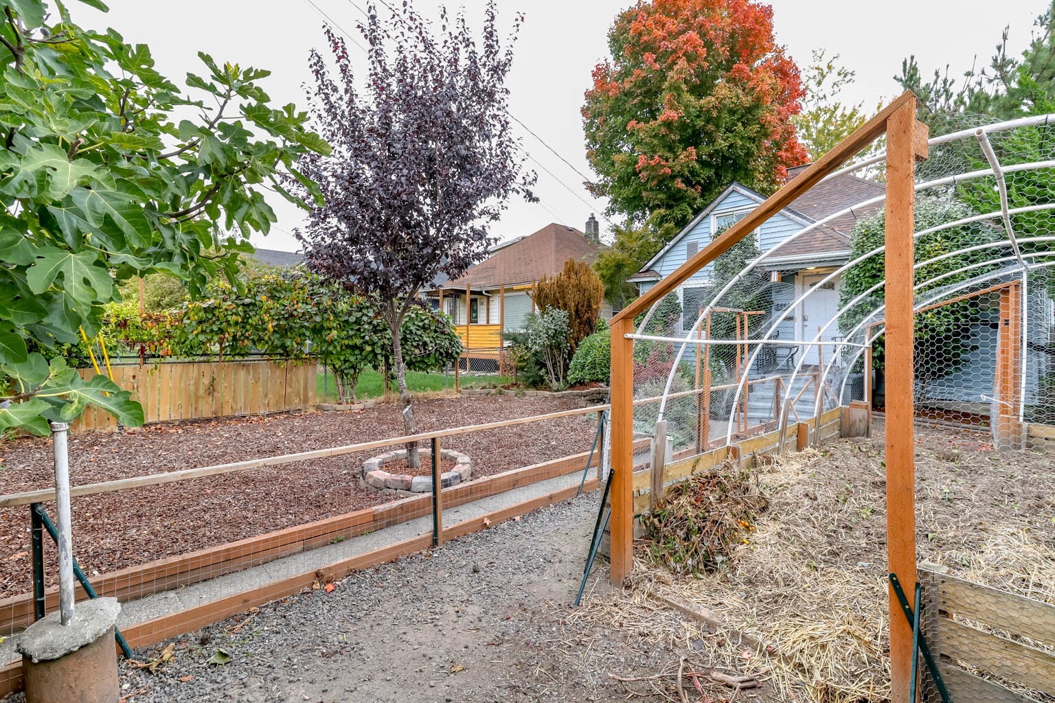 1114 Warren Avenue Property Photo 4