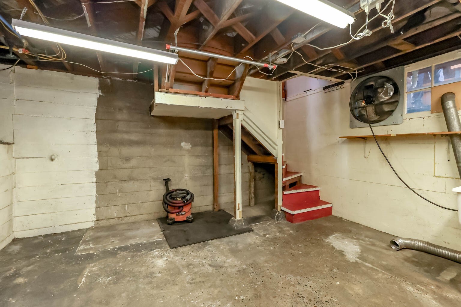 1114 Warren Avenue Property Photo 33