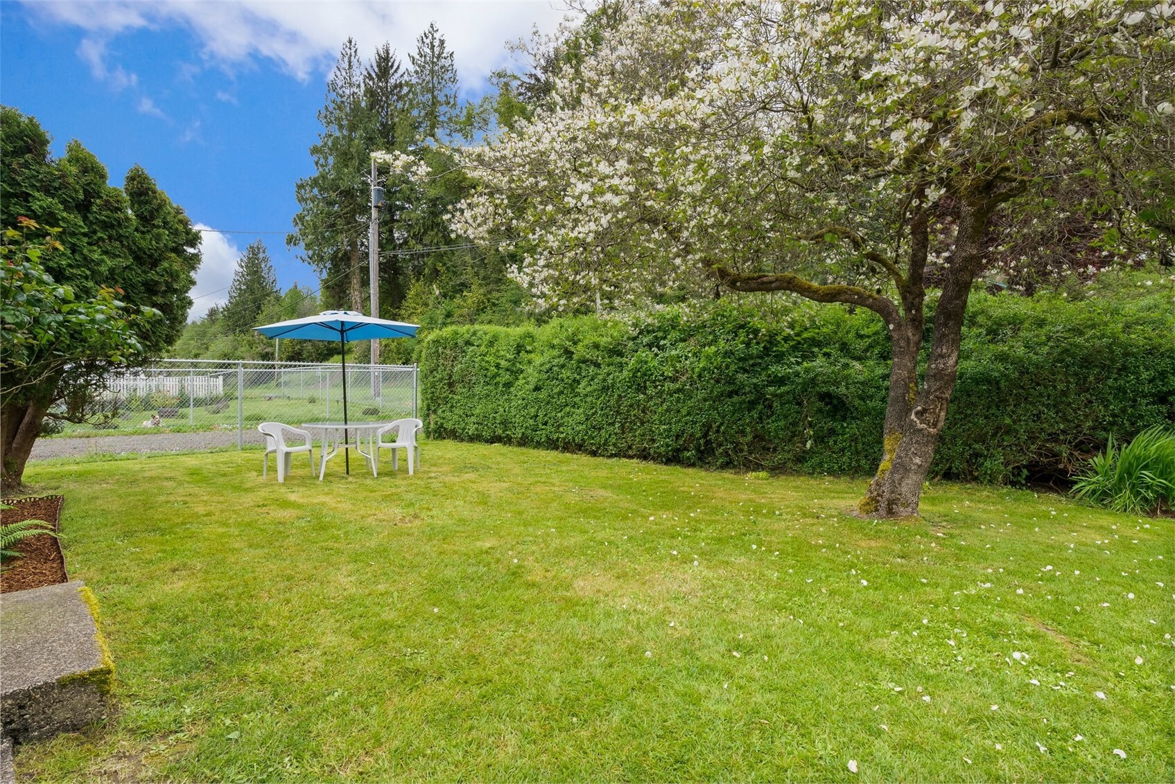 204 Pacific Avenue Property Photo 2
