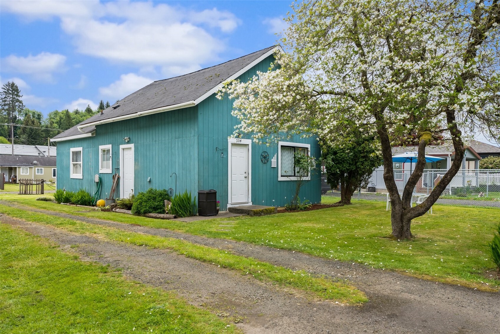 204 Pacific Avenue Property Photo 3