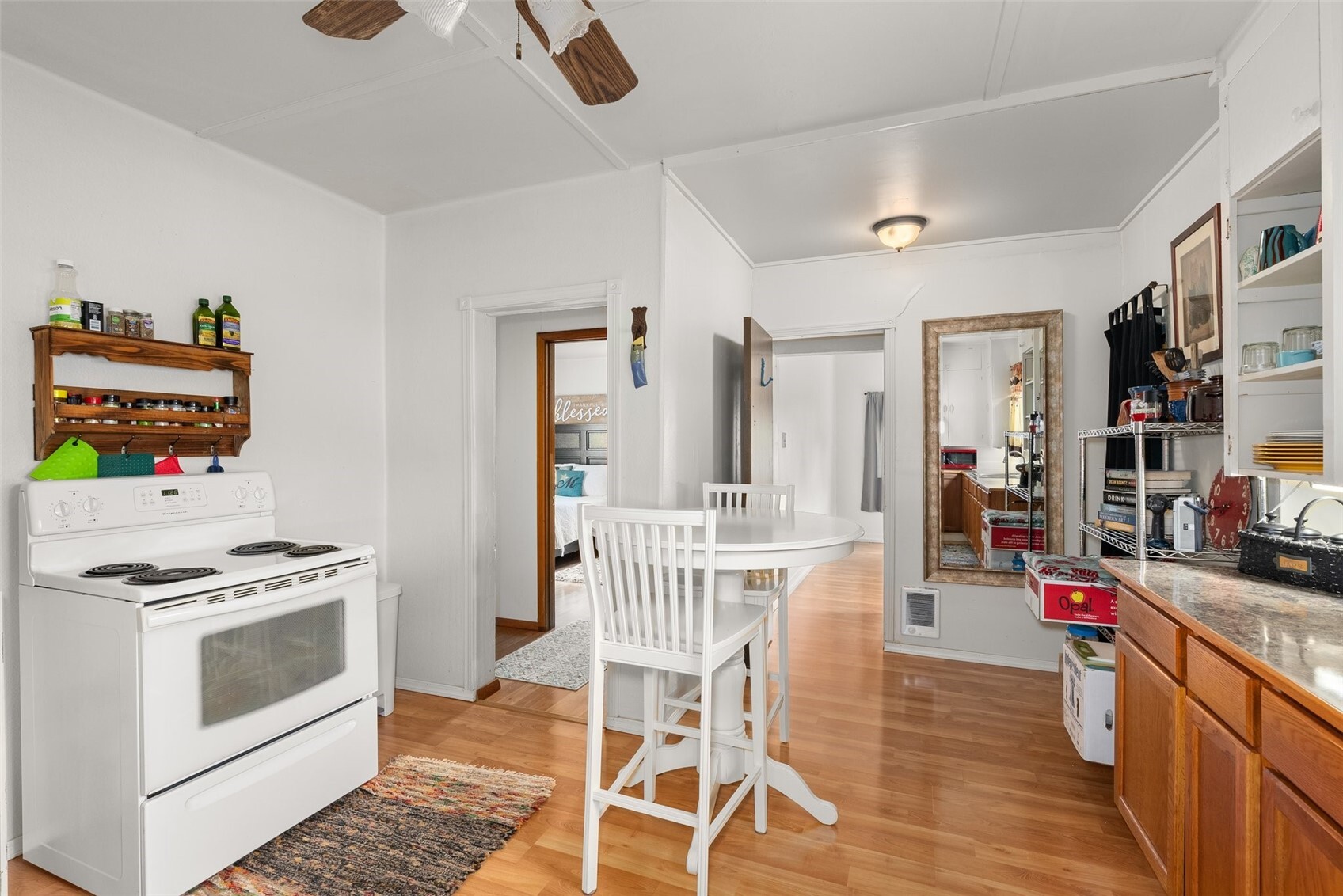 204 Pacific Avenue Property Photo 9