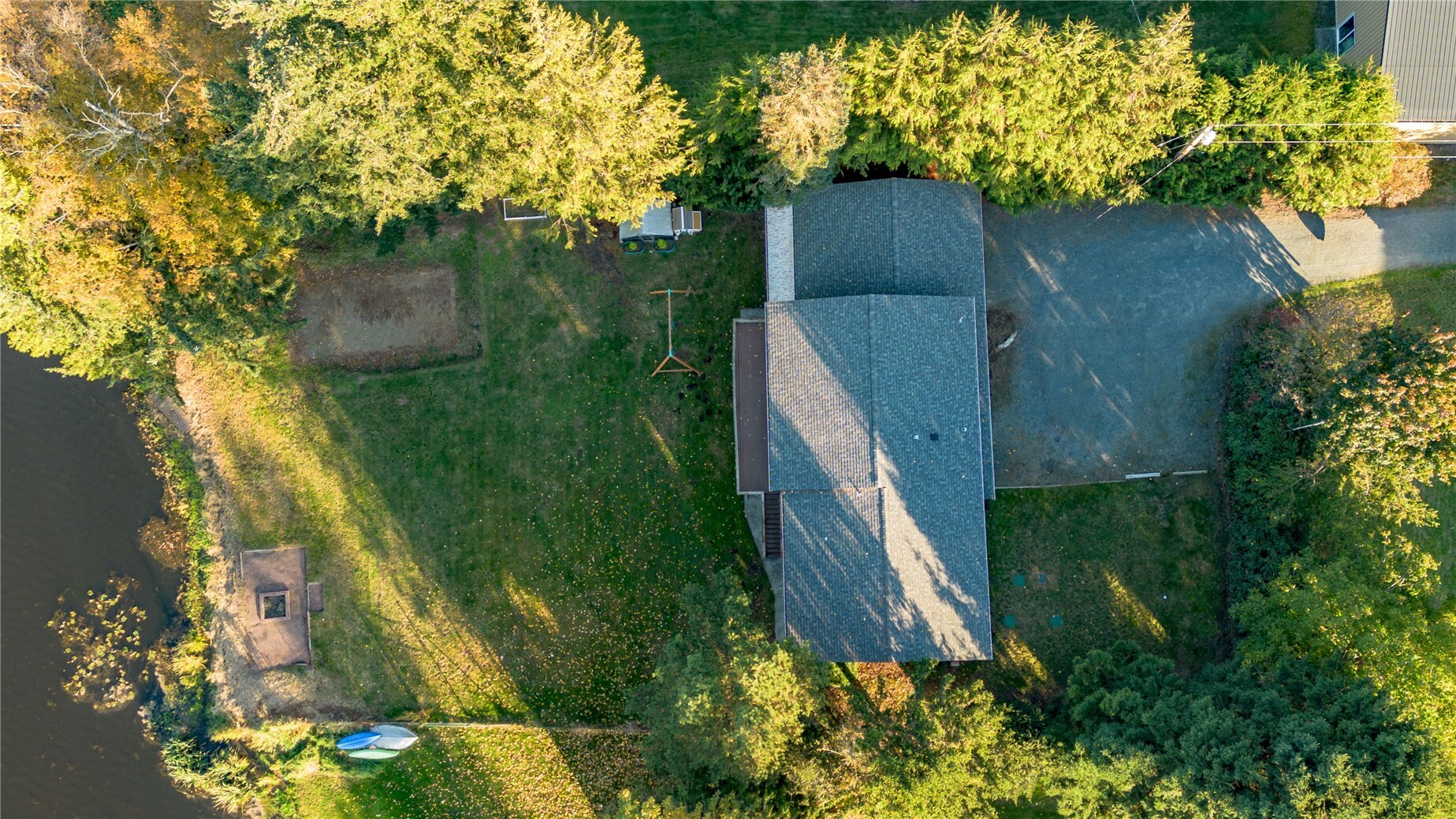 286 E Bartlett Rd Property Photo 29