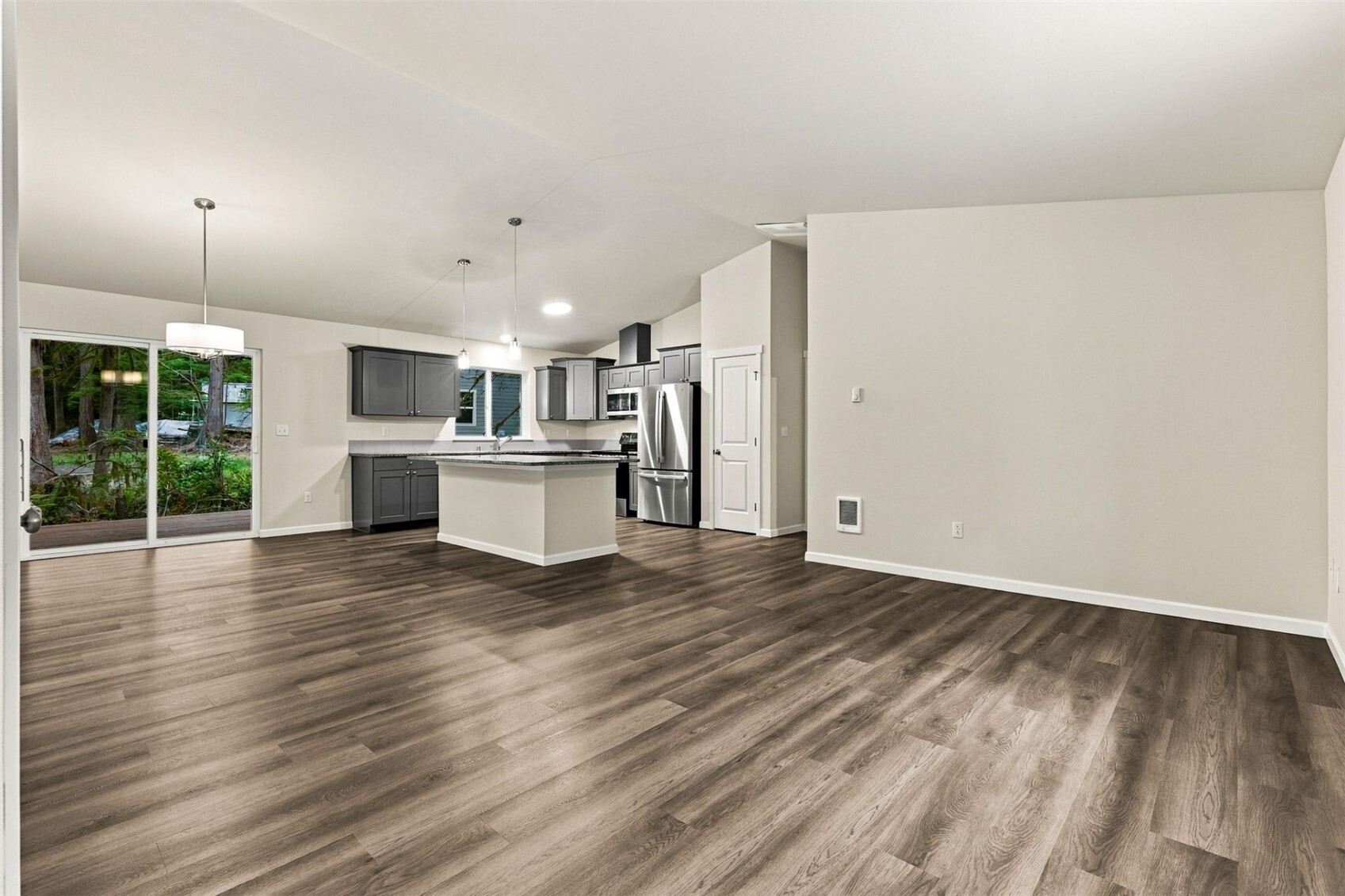 101 Sharpe Street Property Photo 7