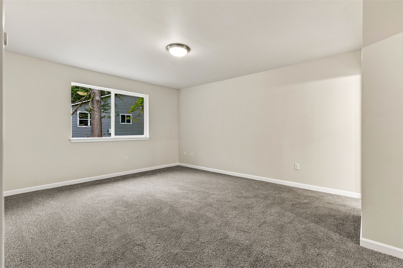 101 Sharpe Street Property Photo 17