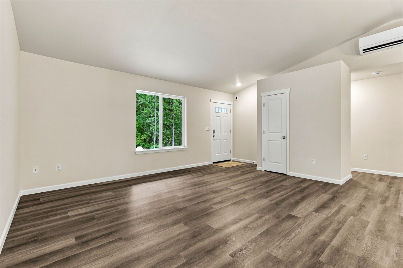 101 Sharpe Street Property Photo 21