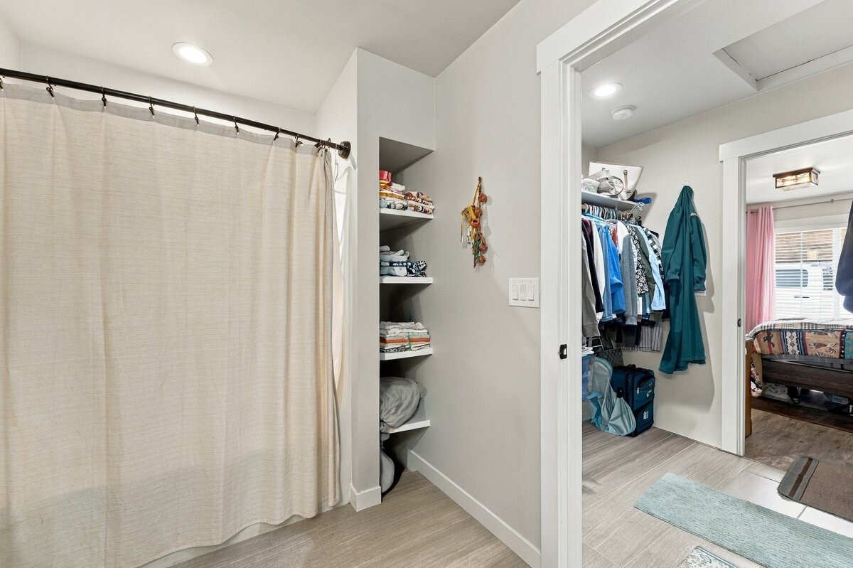 9 Buyas Drive Property Photo 17