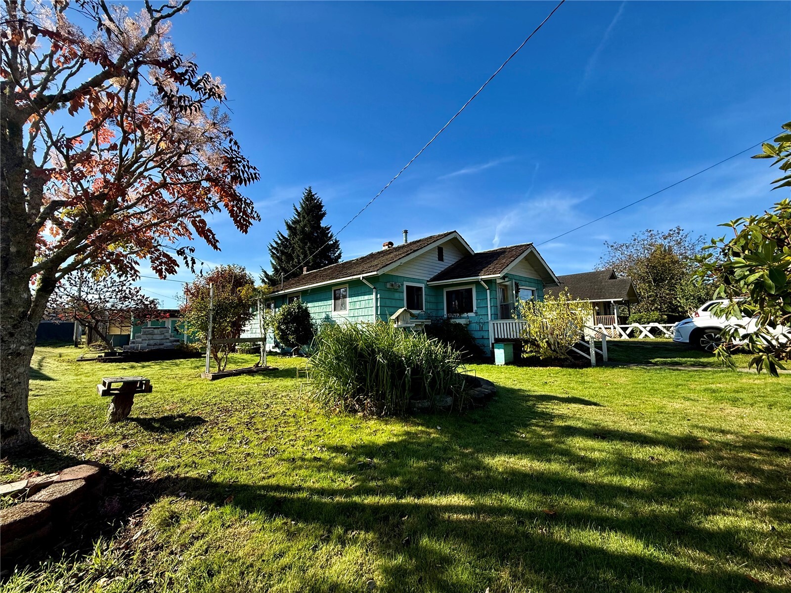 1015 Stockwell Street Property Photo 1