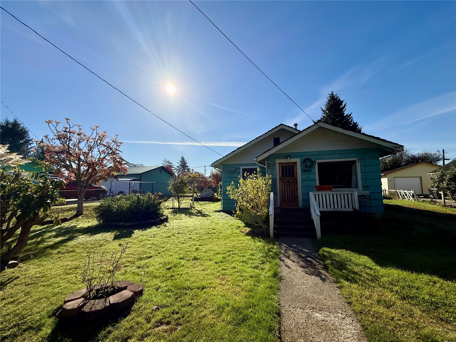 1015 Stockwell Street Property Photo 5