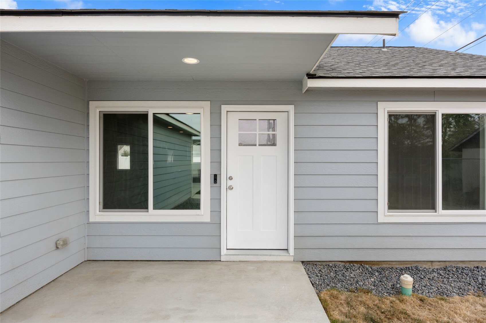1521 S Roberta Street Property Photo 4