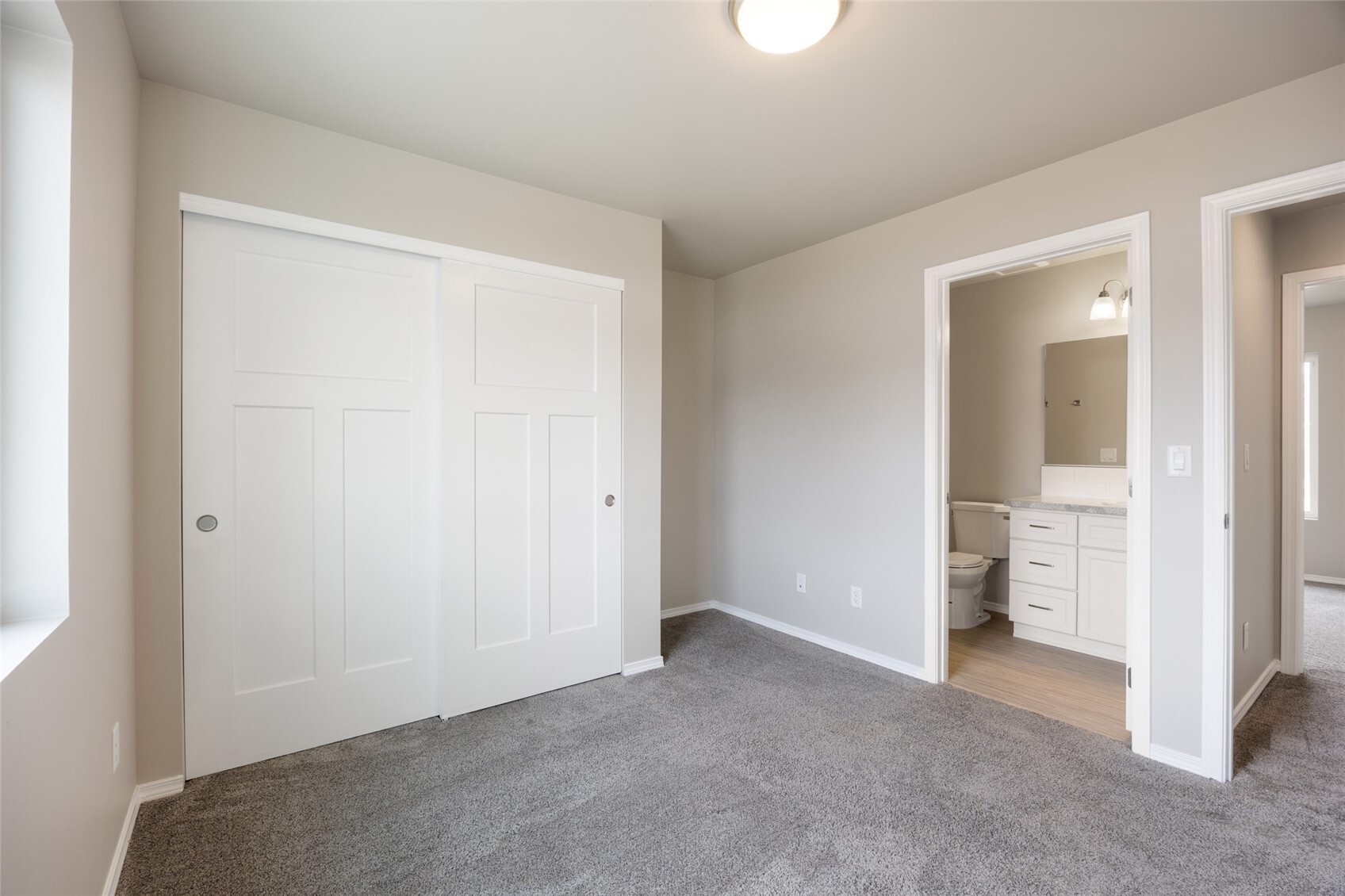 1521 S Roberta Street Property Photo 15