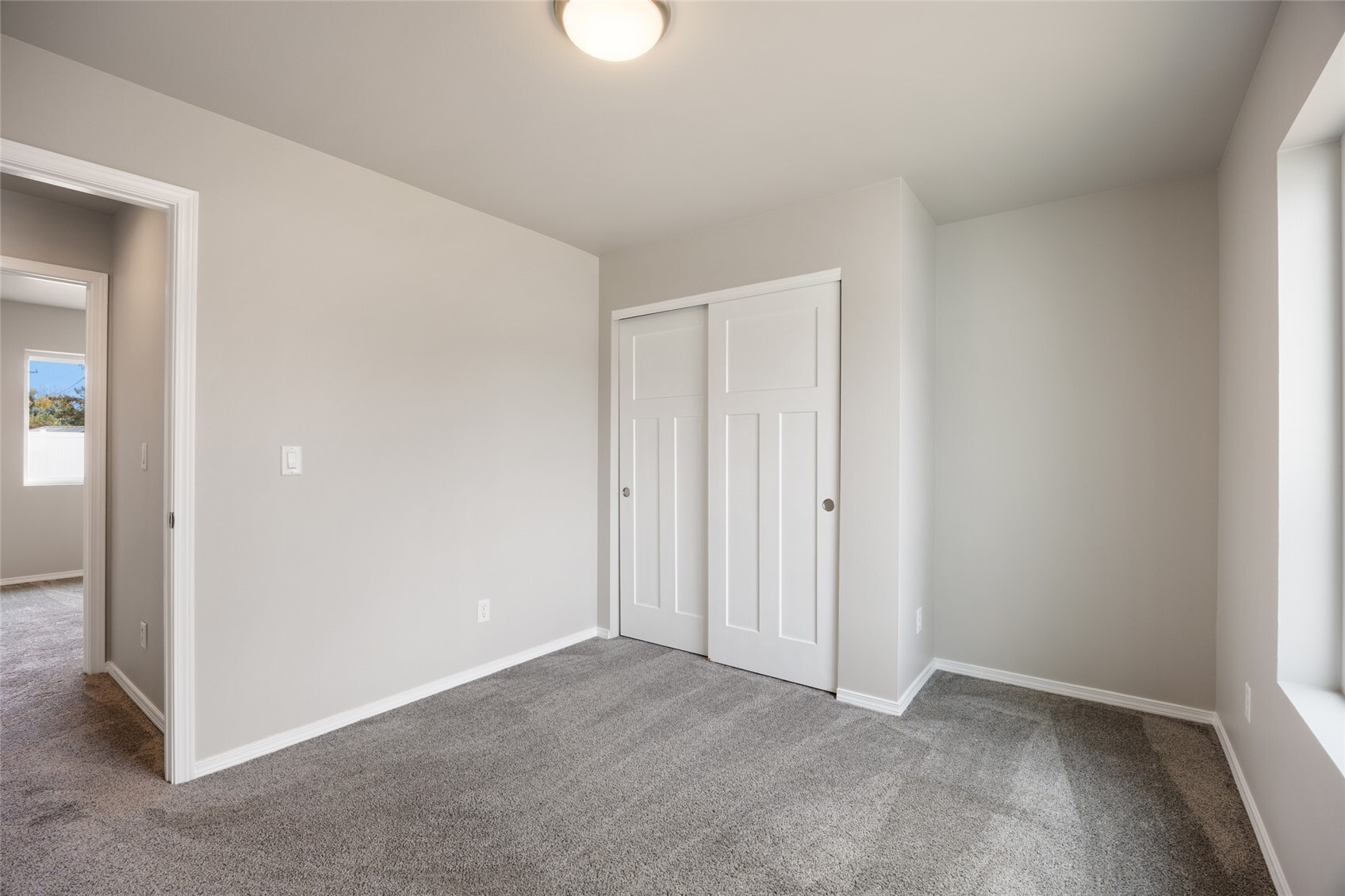 1521 S Roberta Street Property Photo 19