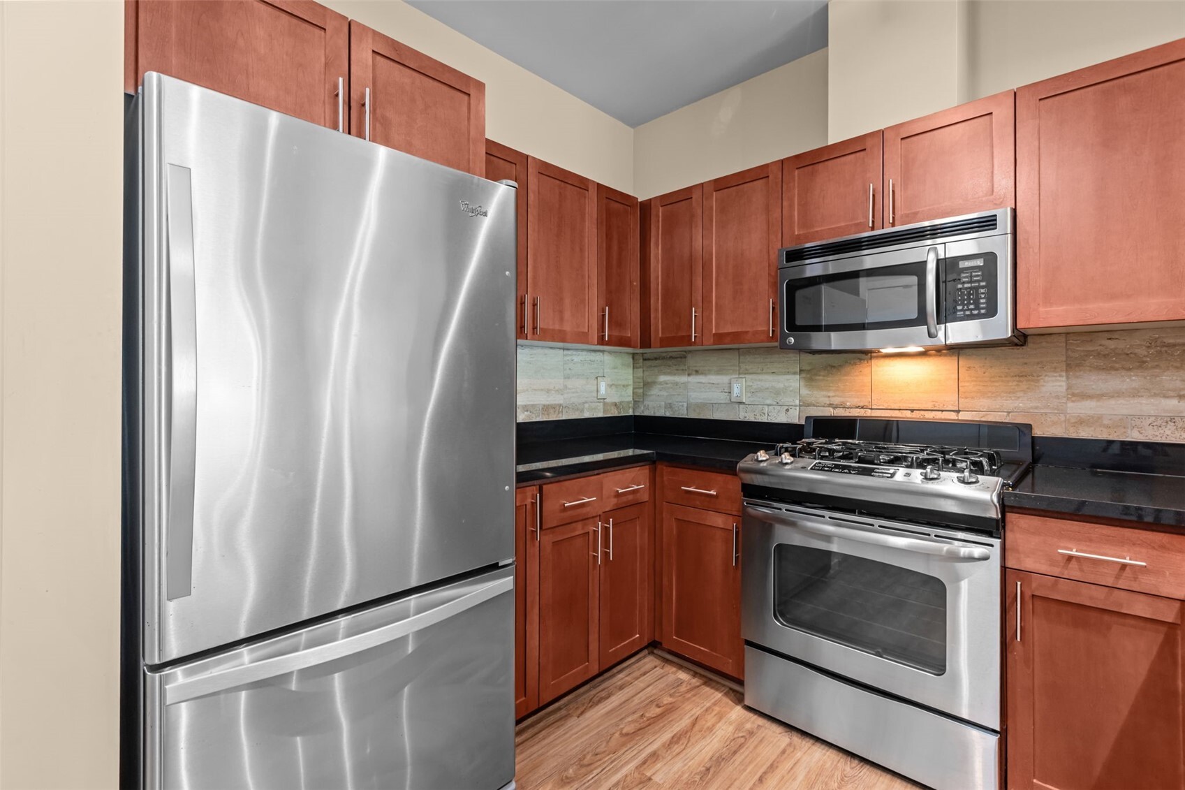 15100 6th Avenue 518 Property Photo 7