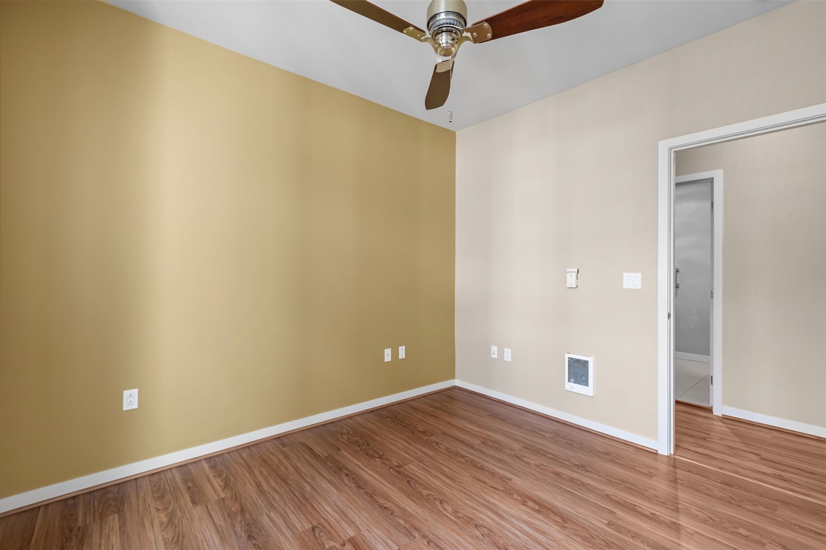 15100 6th Avenue 518 Property Photo 12