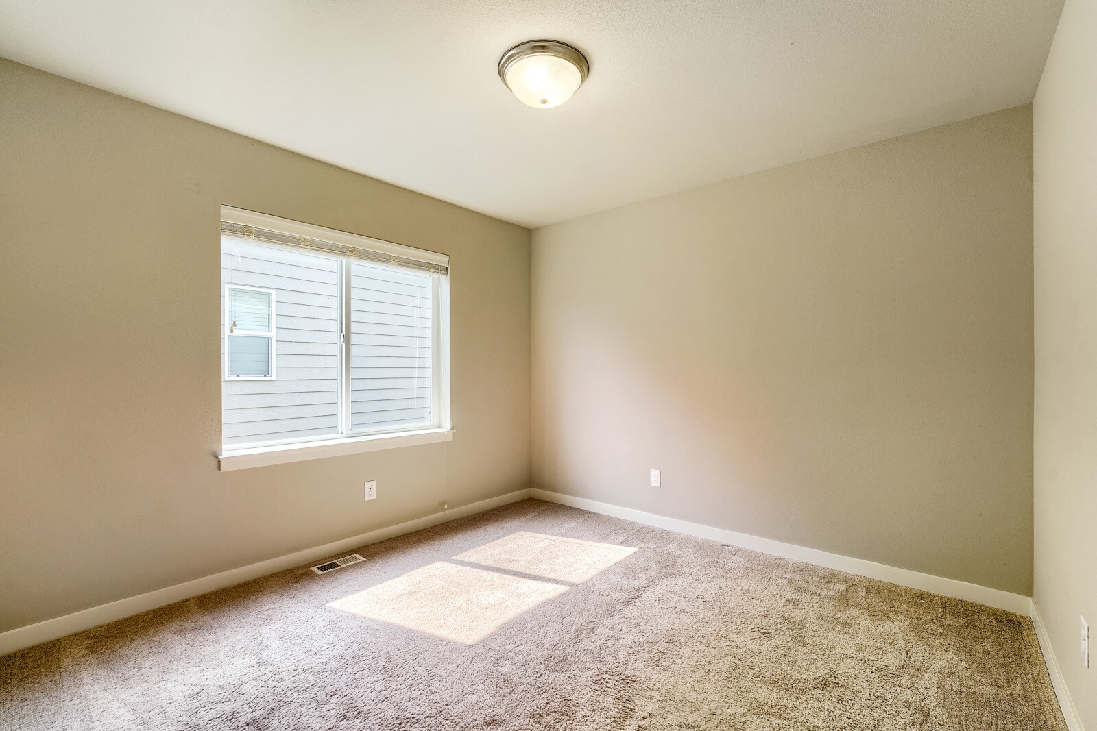 34211 Se Nye Street Property Photo 28